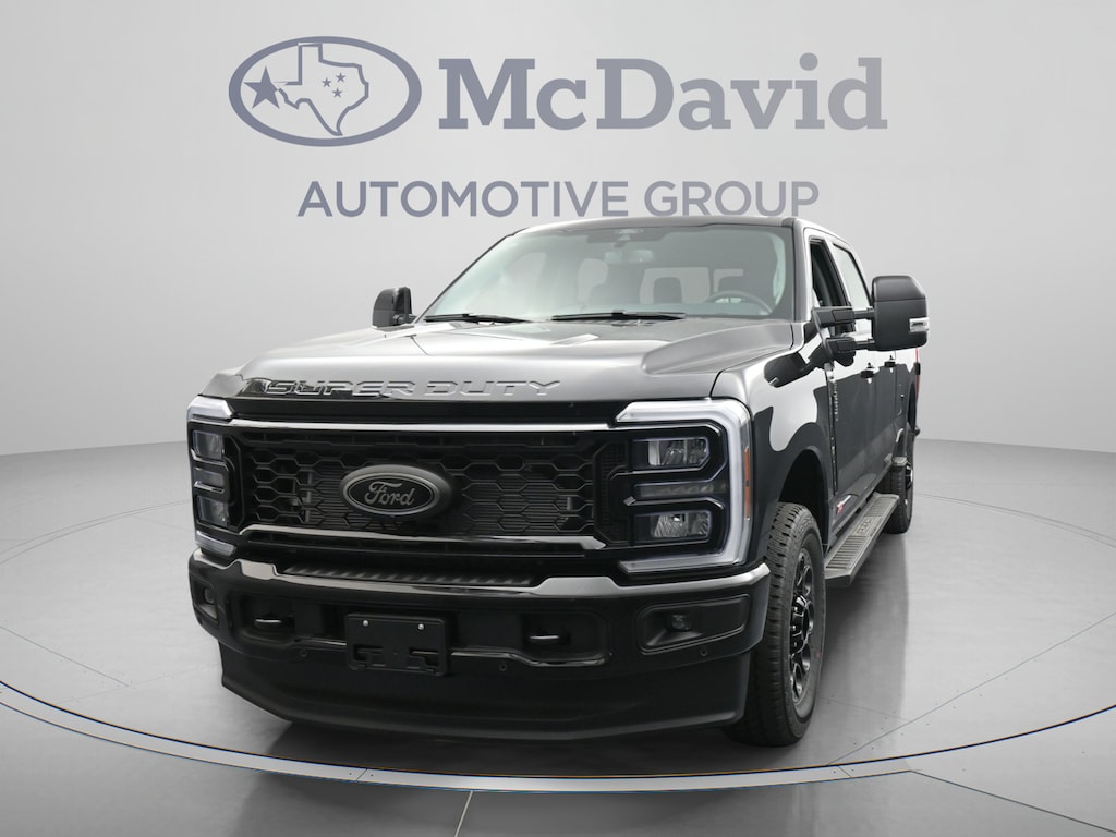 New 2026 Ford F-250 LARIAT Truck Crew Cab