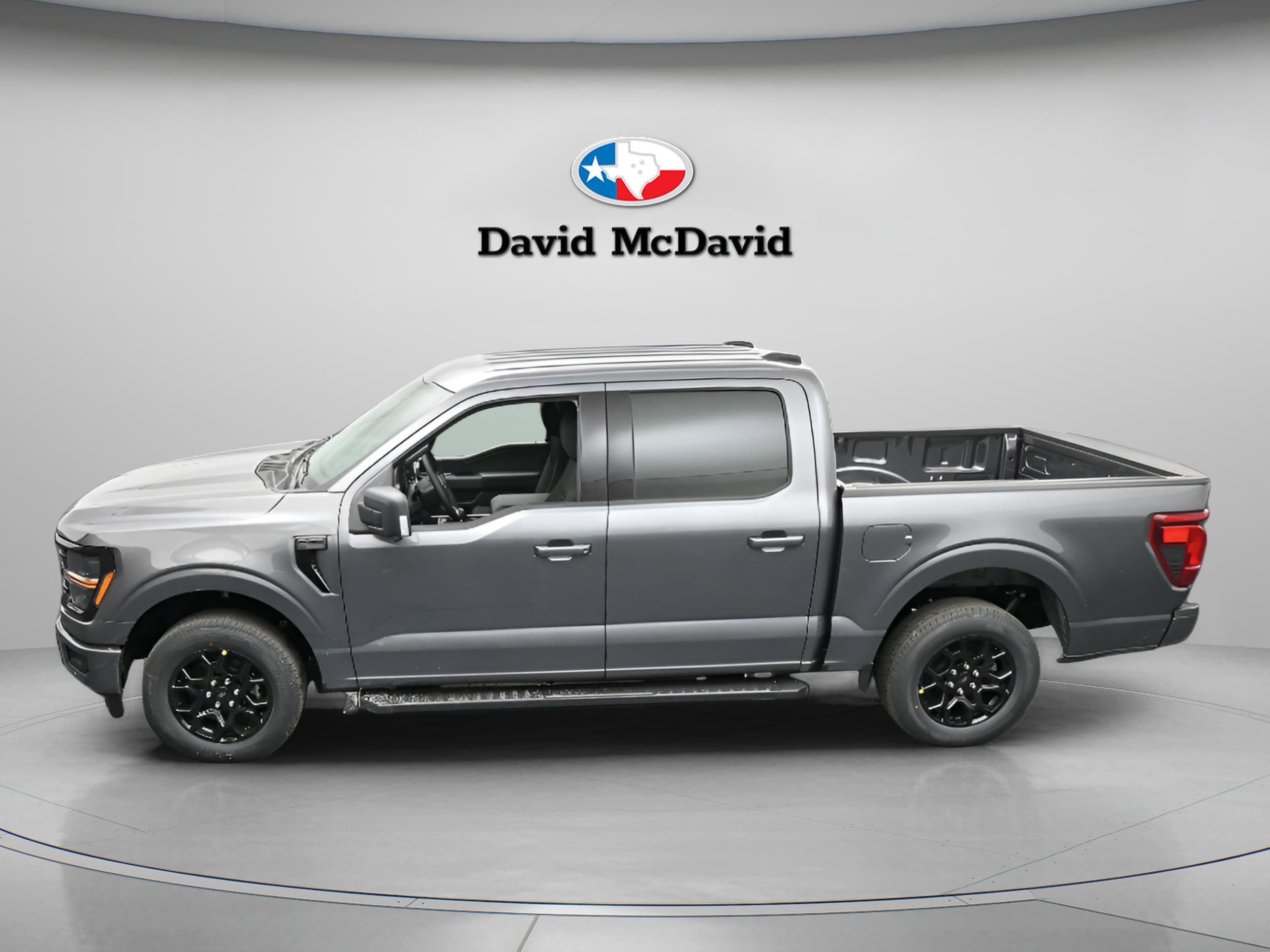 2026 Ford F-150 XLT - Photo 7