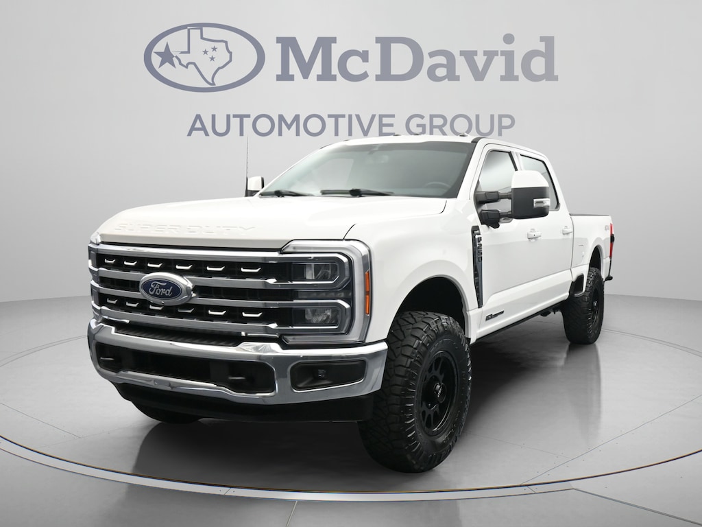 Used 2023 Ford F-250 LARIAT Truck Crew Cab