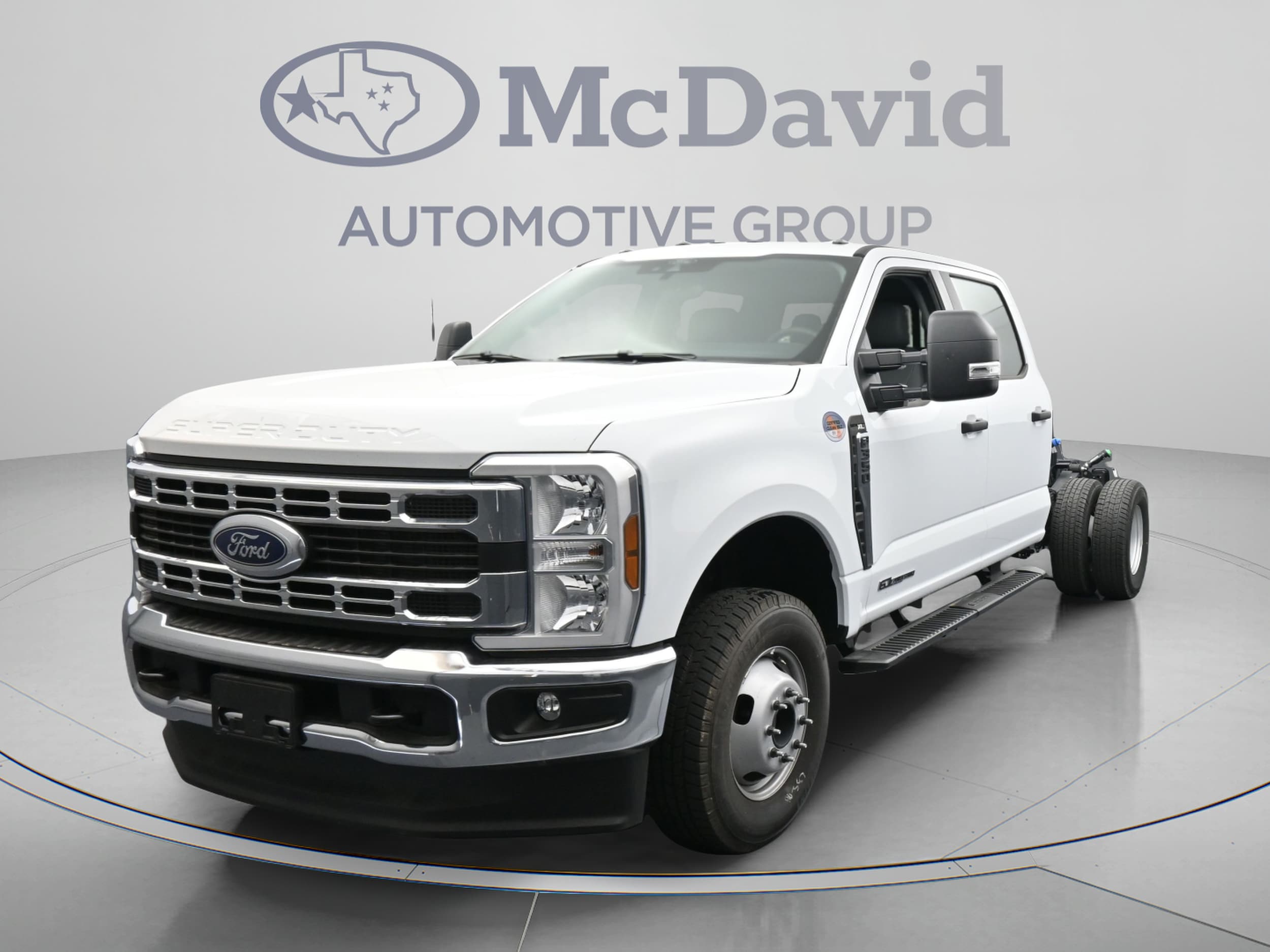 2026 Ford F-350 Super Duty Chassis Cab