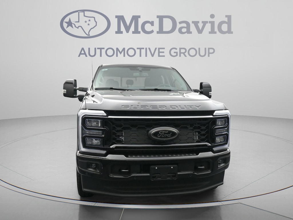 New 2026 Ford F-250 LARIAT Truck Crew Cab