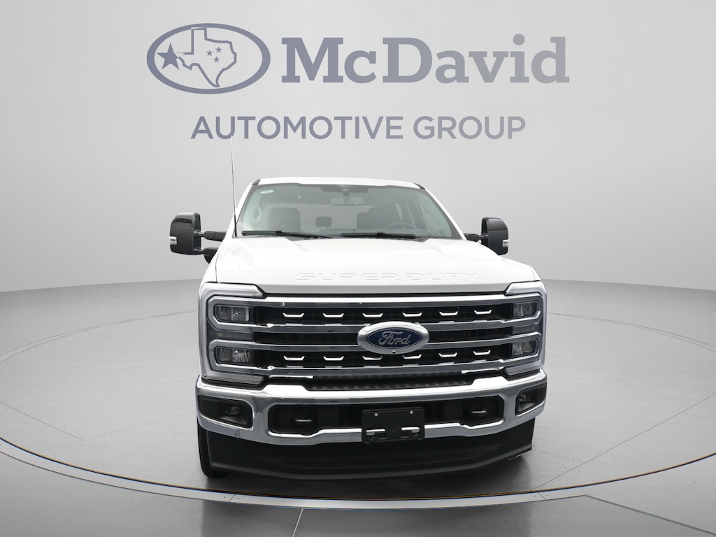 New 2026 Ford F-250 LARIAT Truck Crew Cab