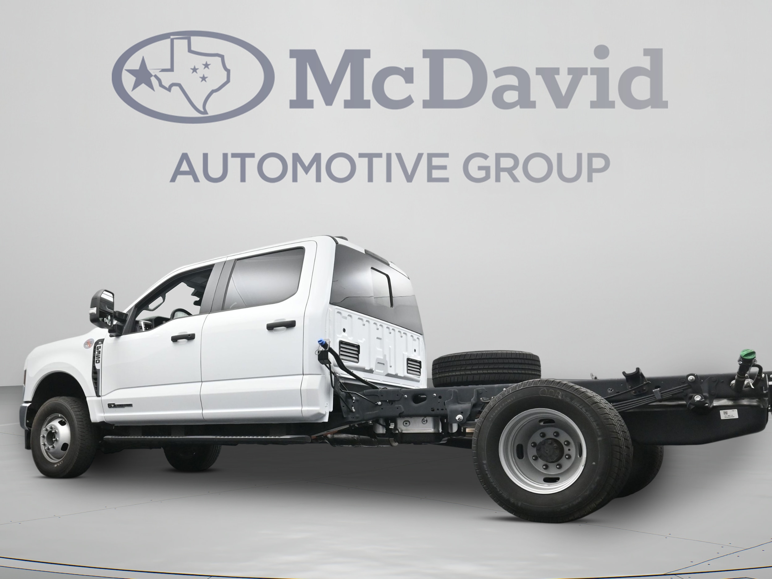 2026 Ford F-350 Super Duty Chassis Cab XL - Photo 14