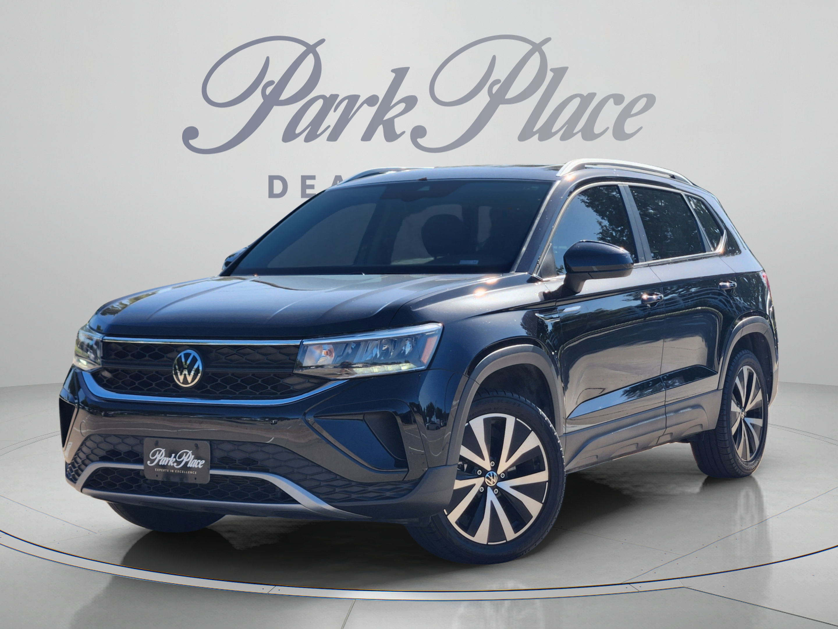 Used 2023 Volkswagen Taos SE SE 4MOTION *Ltd Avail*