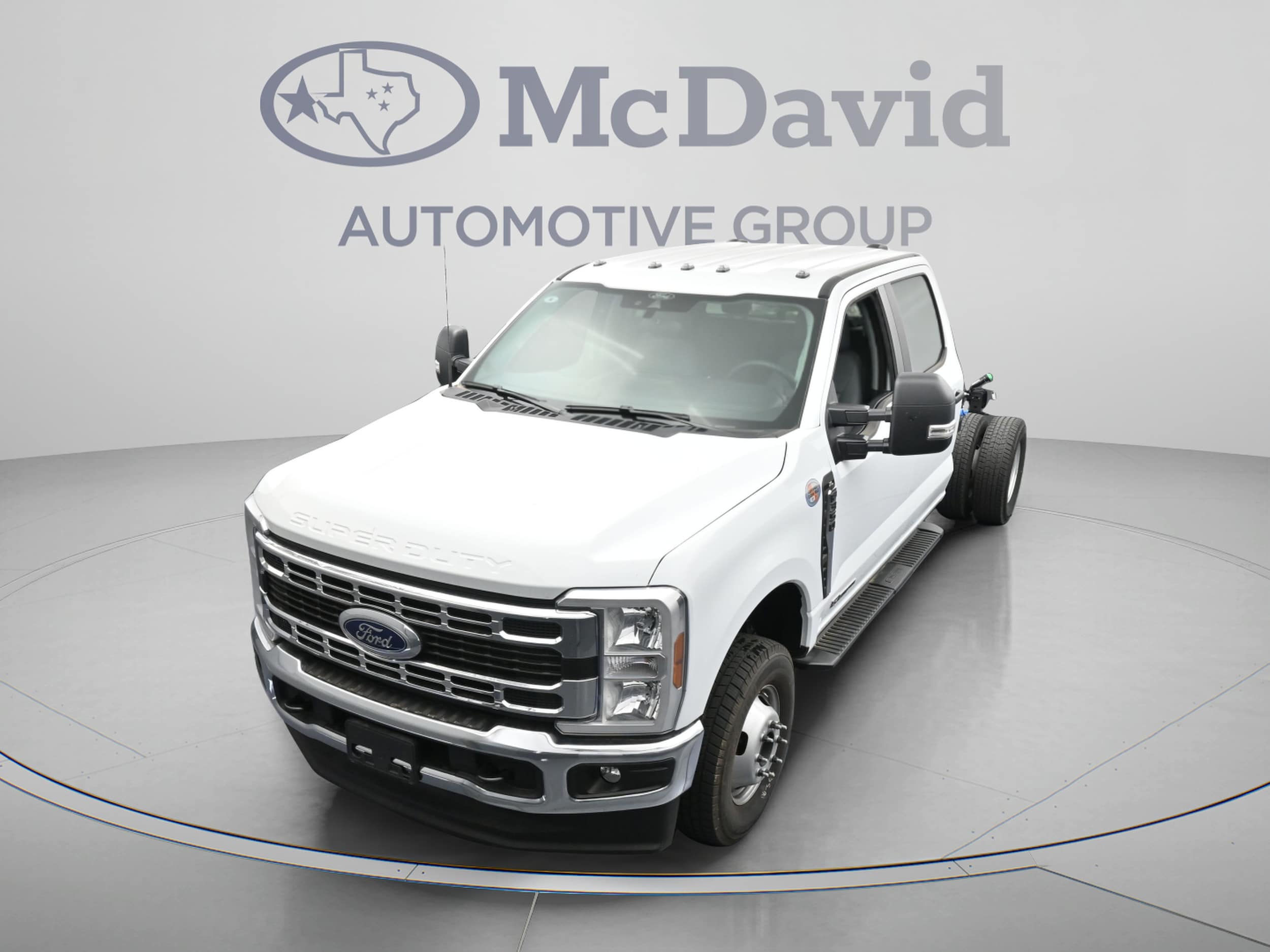 2026 Ford F-350 Super Duty Chassis Cab XL - Photo 20
