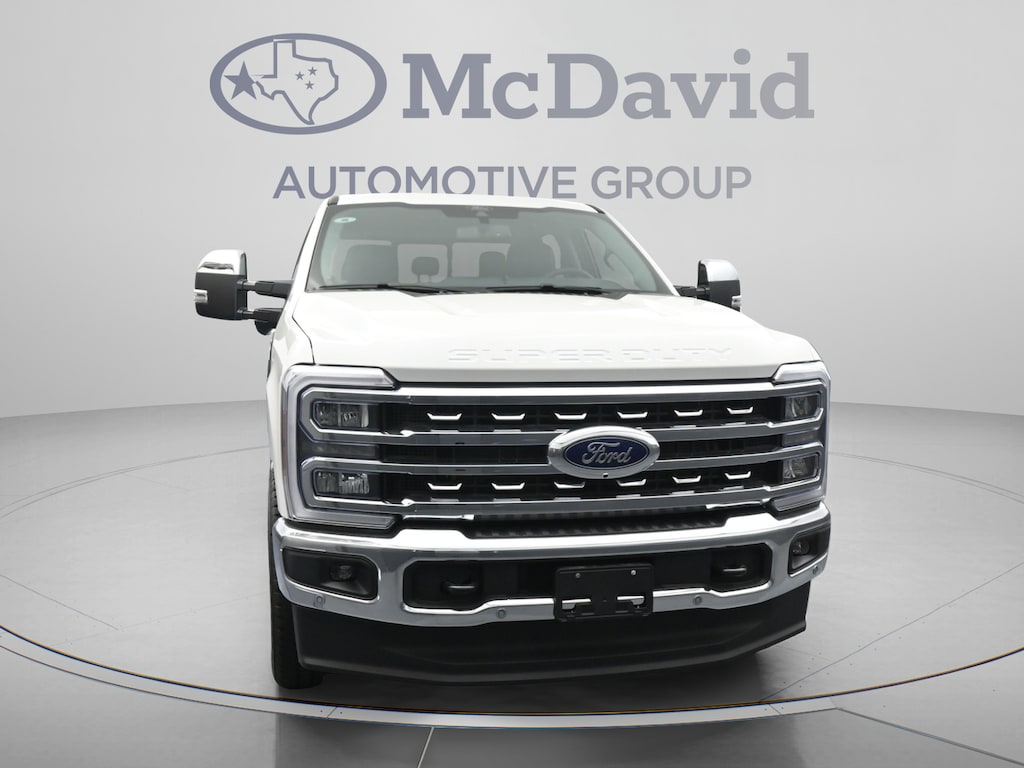 New 2026 Ford F-250 LARIAT Truck Crew Cab