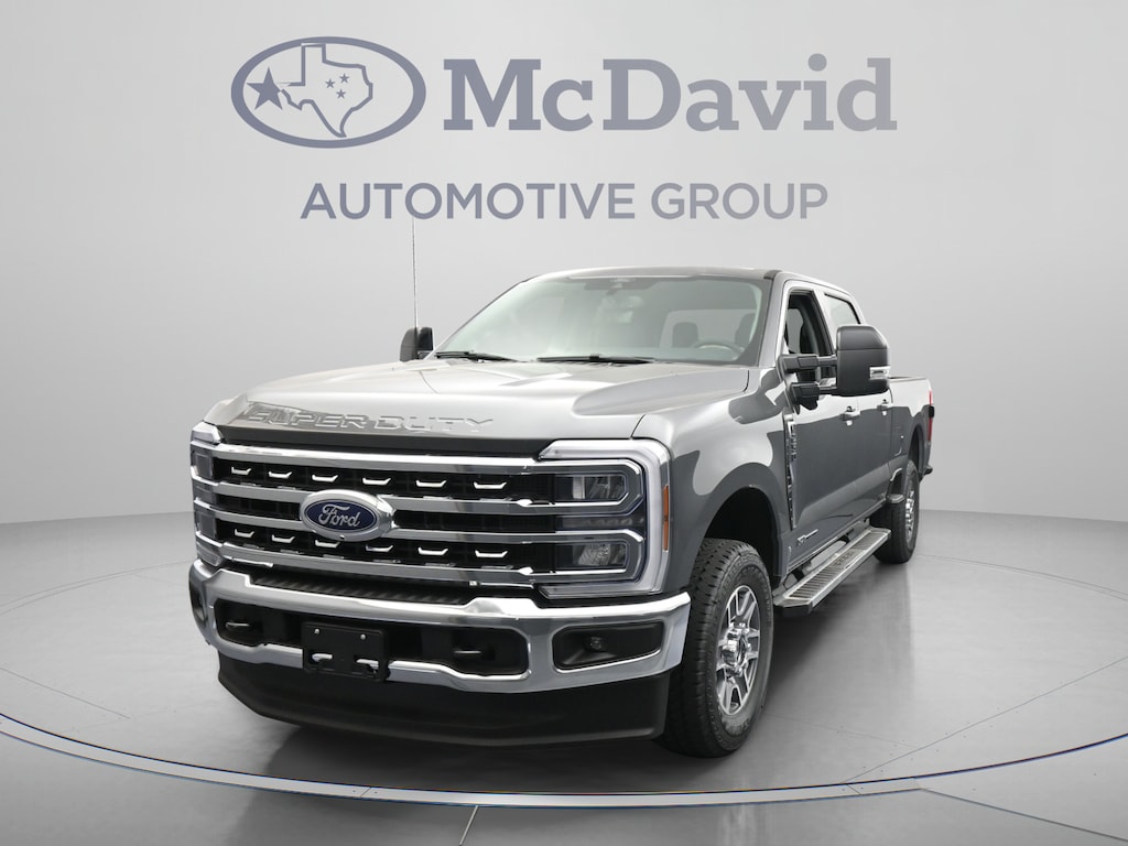 New 2026 Ford F-250 LARIAT Truck Crew Cab