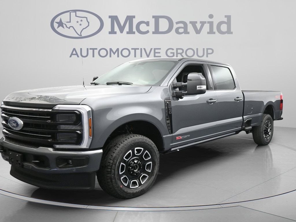 New 2026 Ford F-350 Platinum Truck Crew Cab