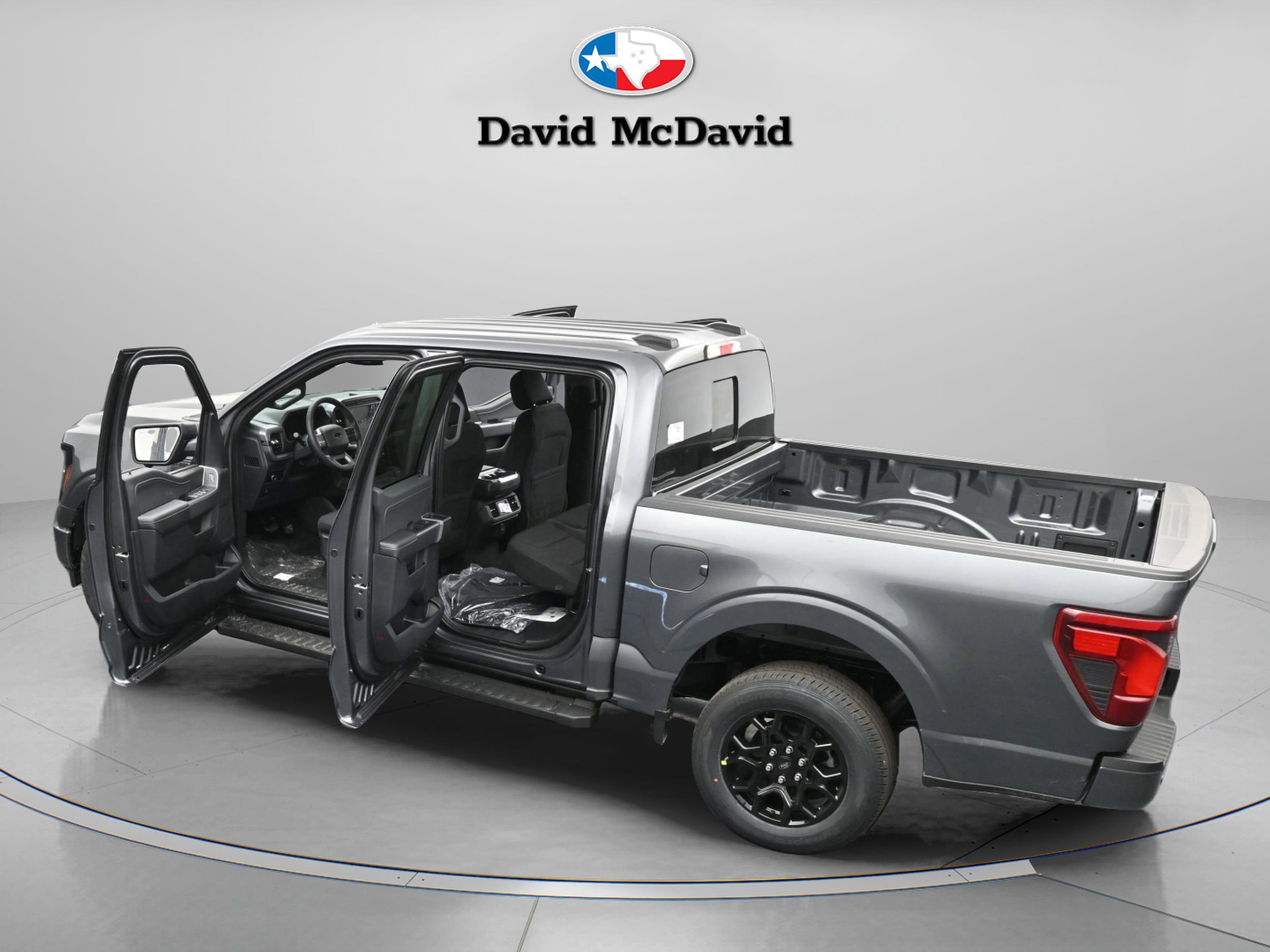 2026 Ford F-150 XLT - Photo 8