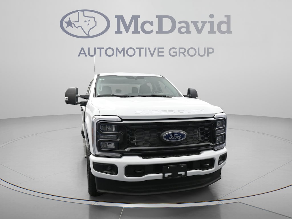 New 2026 Ford F-350 XL Truck Crew Cab