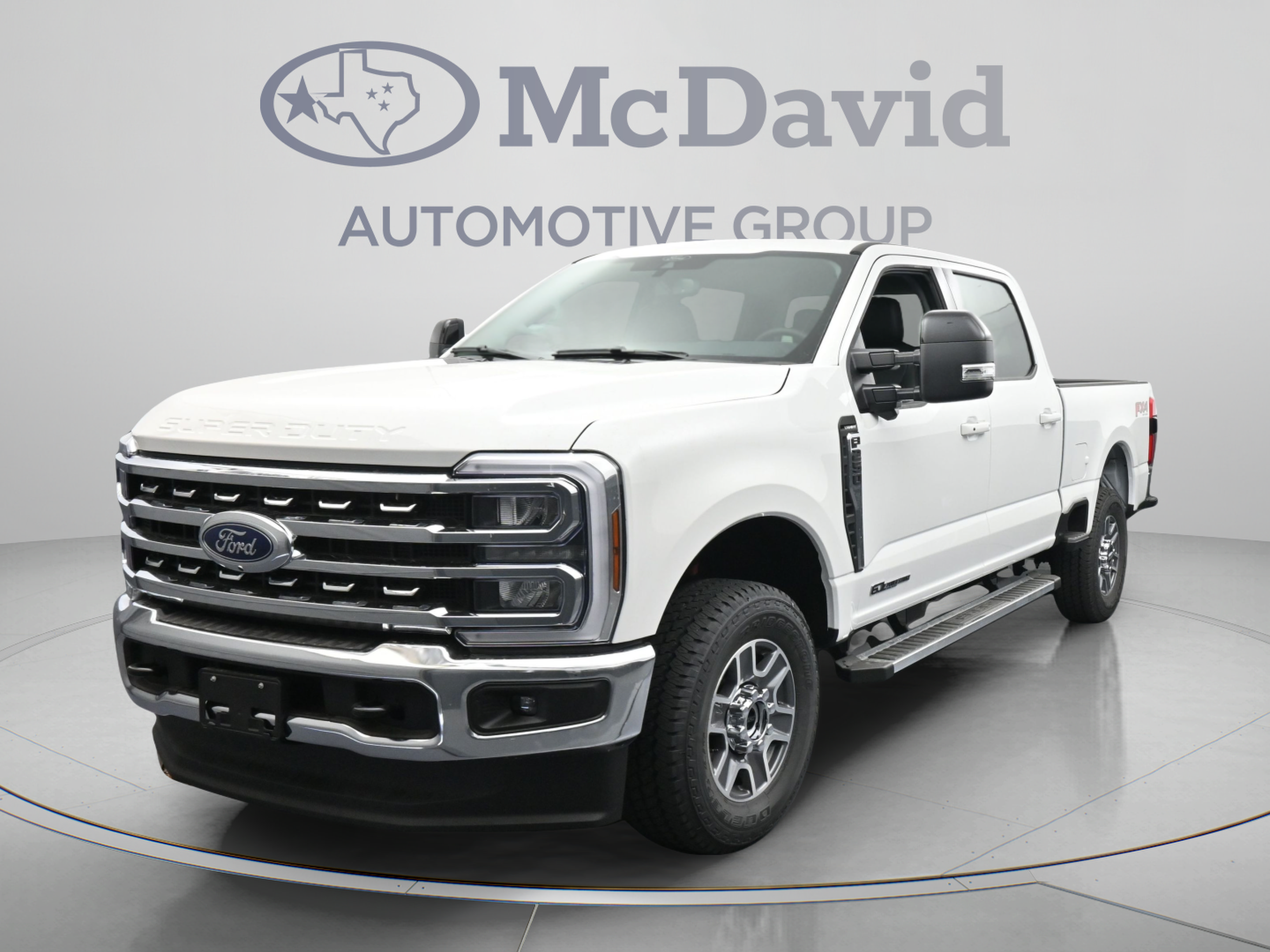 New 2026 Ford F-250 LARIAT Truck Crew Cab