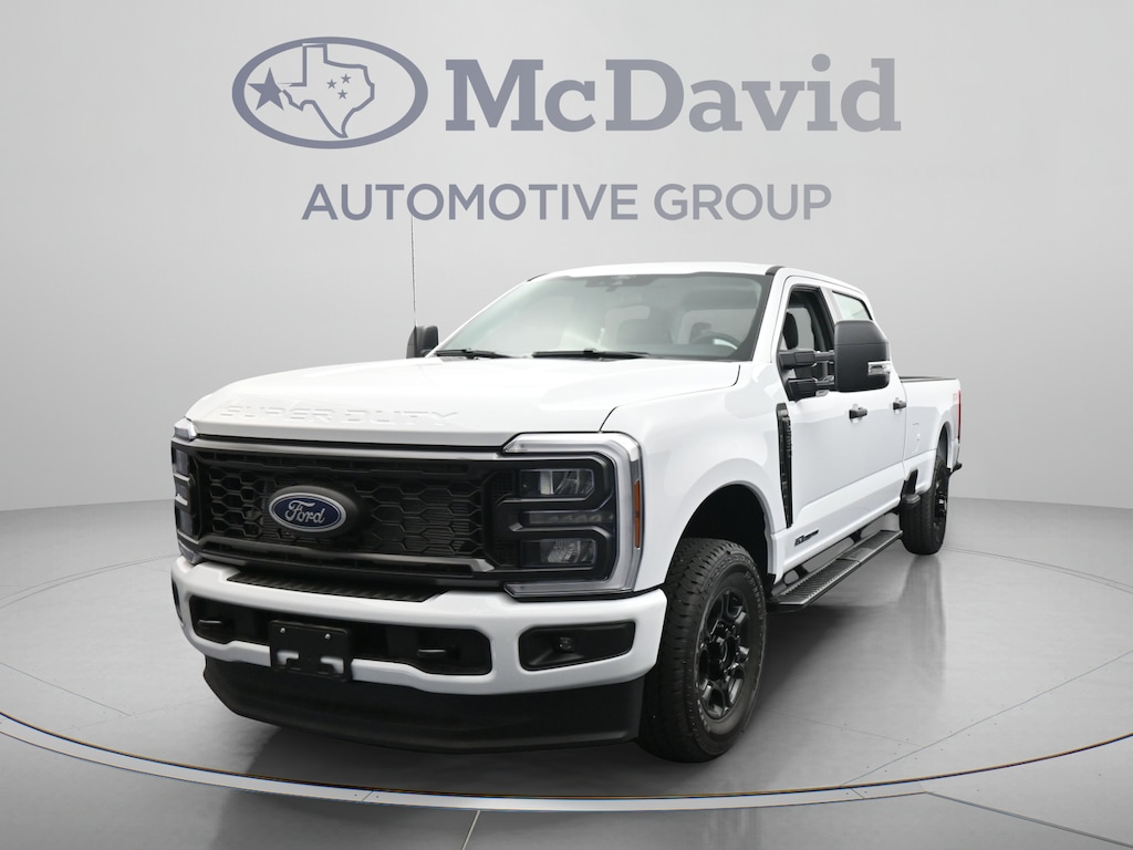 New 2026 Ford F-350 XL Truck Crew Cab