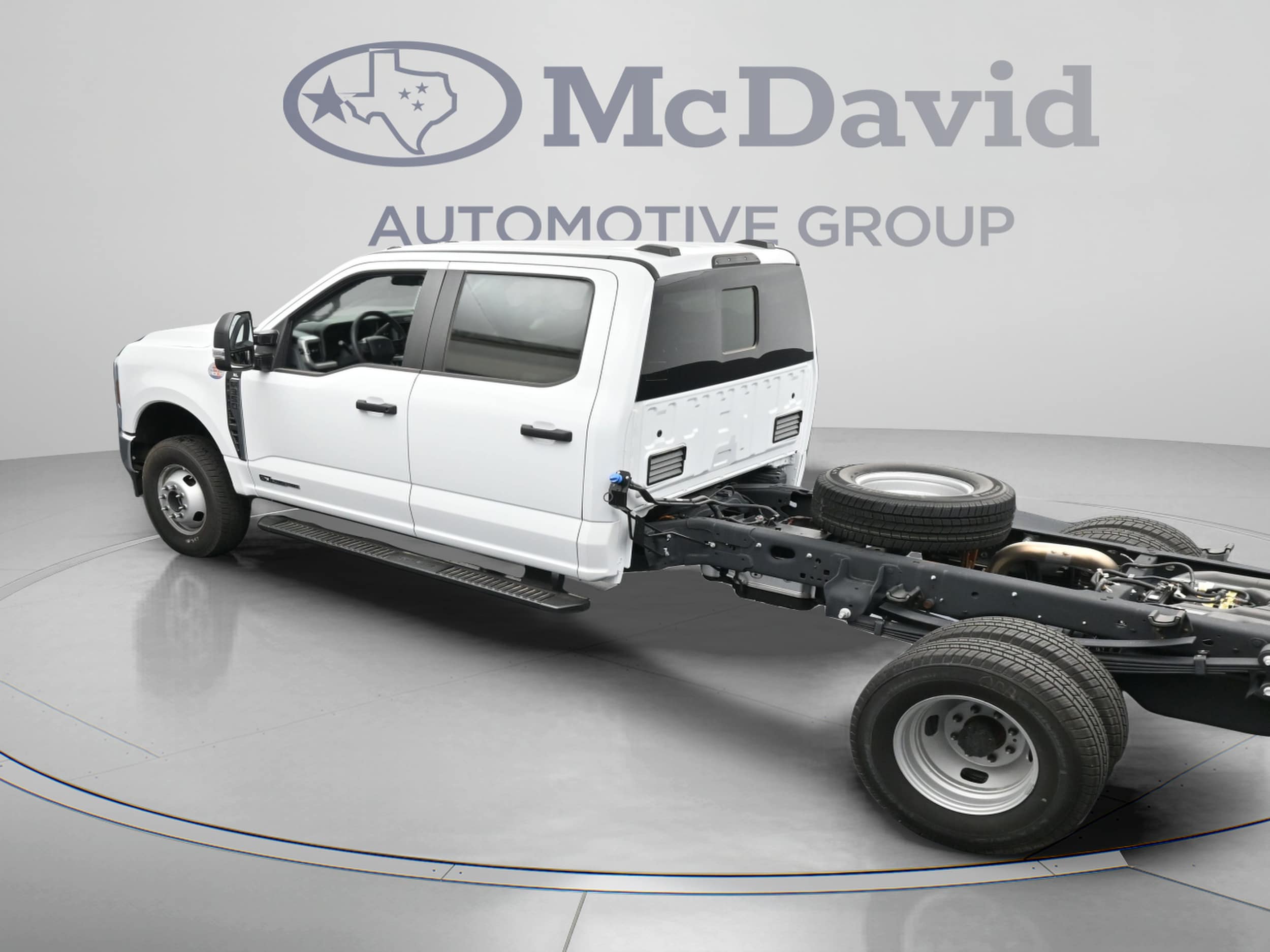 2026 Ford F-350 Super Duty Chassis Cab XL - Photo 22