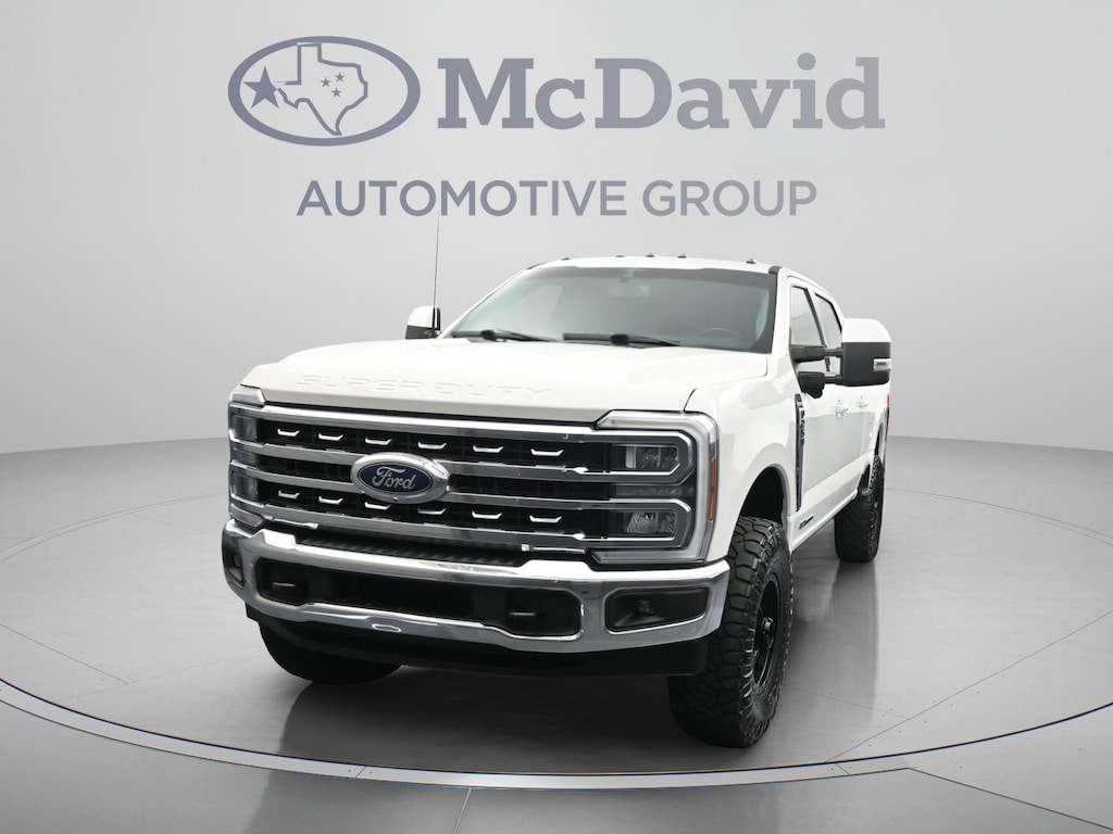 Used 2023 Ford F-250 LARIAT Truck Crew Cab