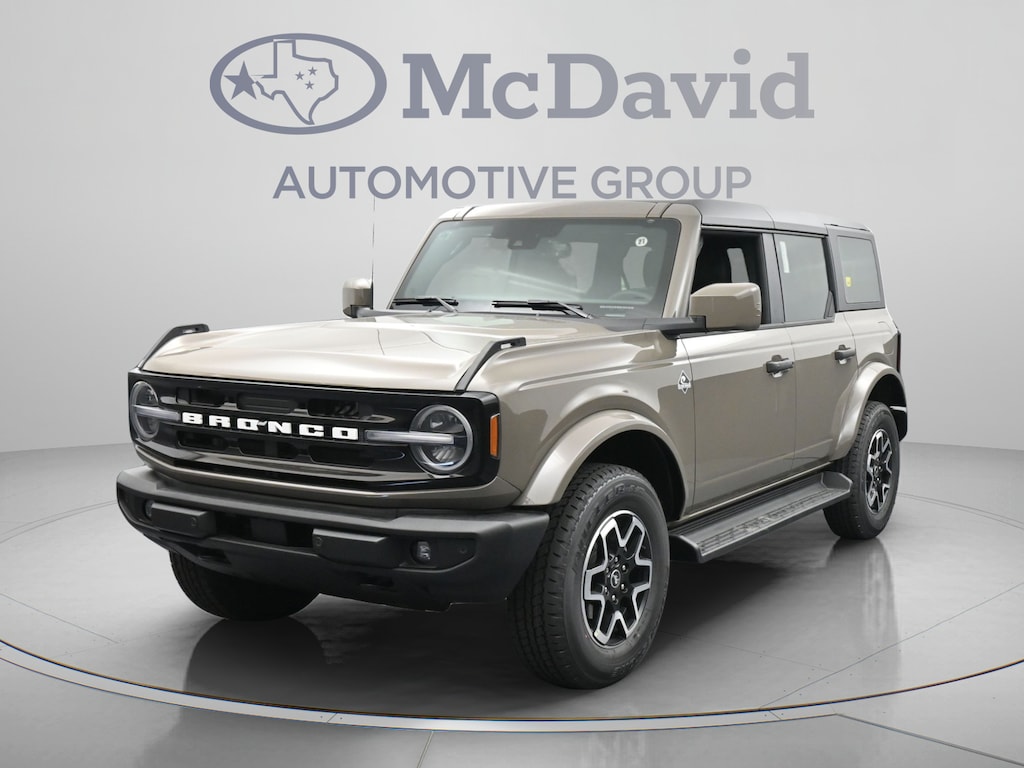 New 2026 Ford Bronco Outer Banks SUV