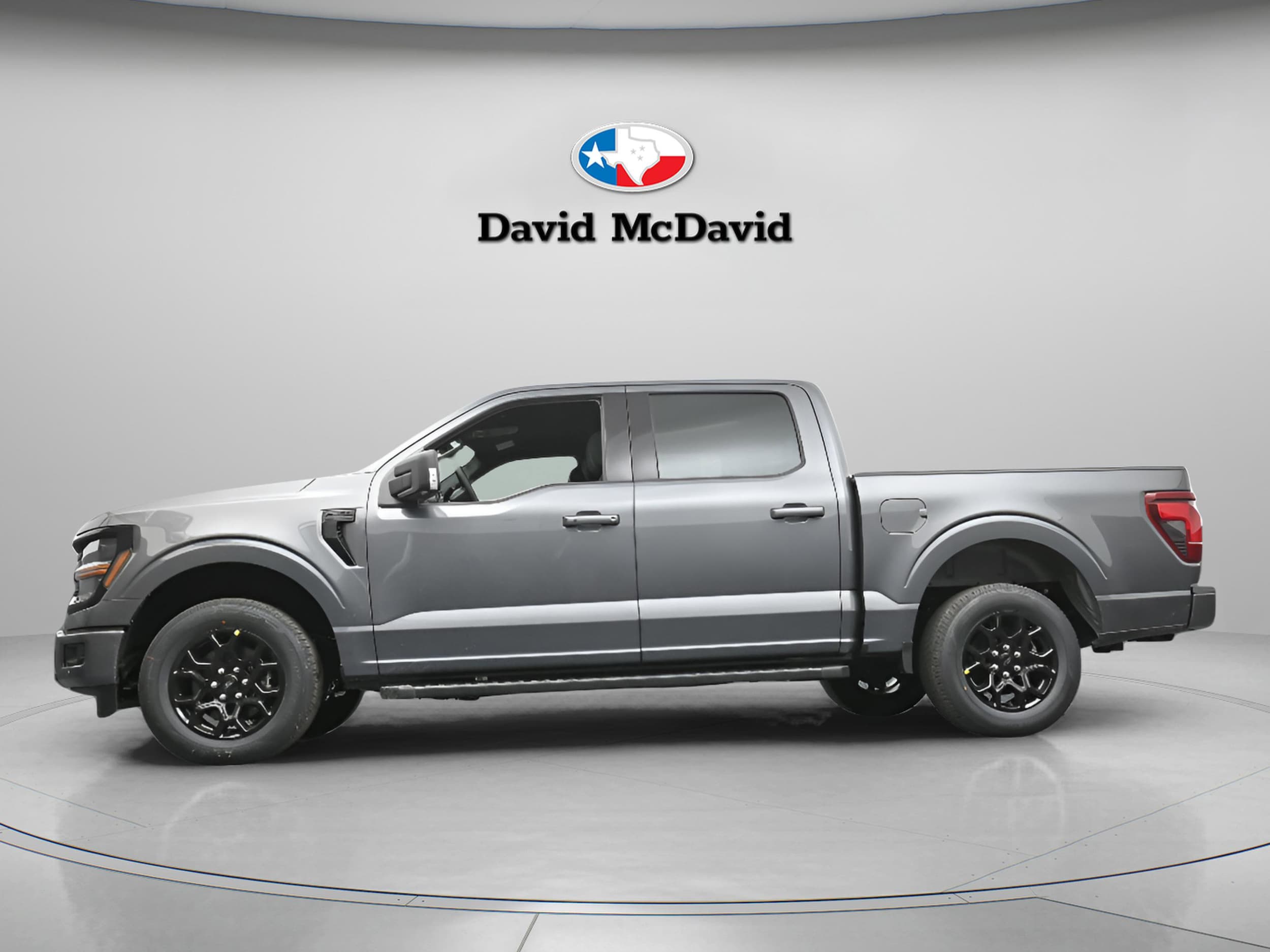 2026 Ford F-150 XLT - Photo 6