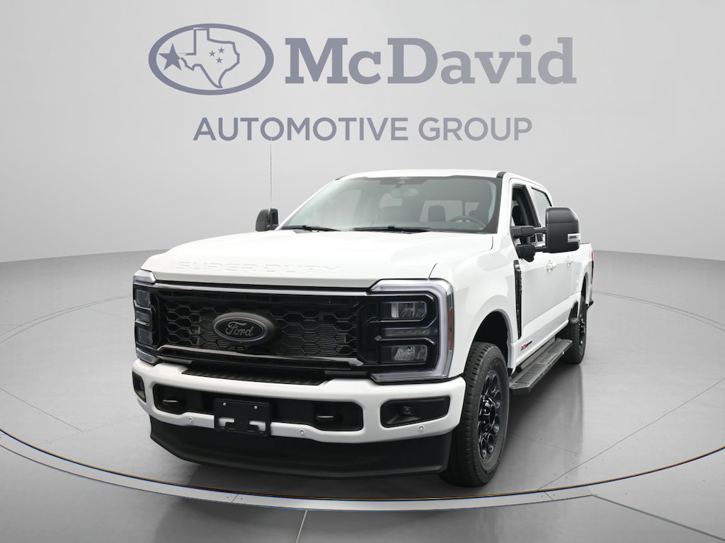 New 2026 Ford F-250 LARIAT Truck Crew Cab