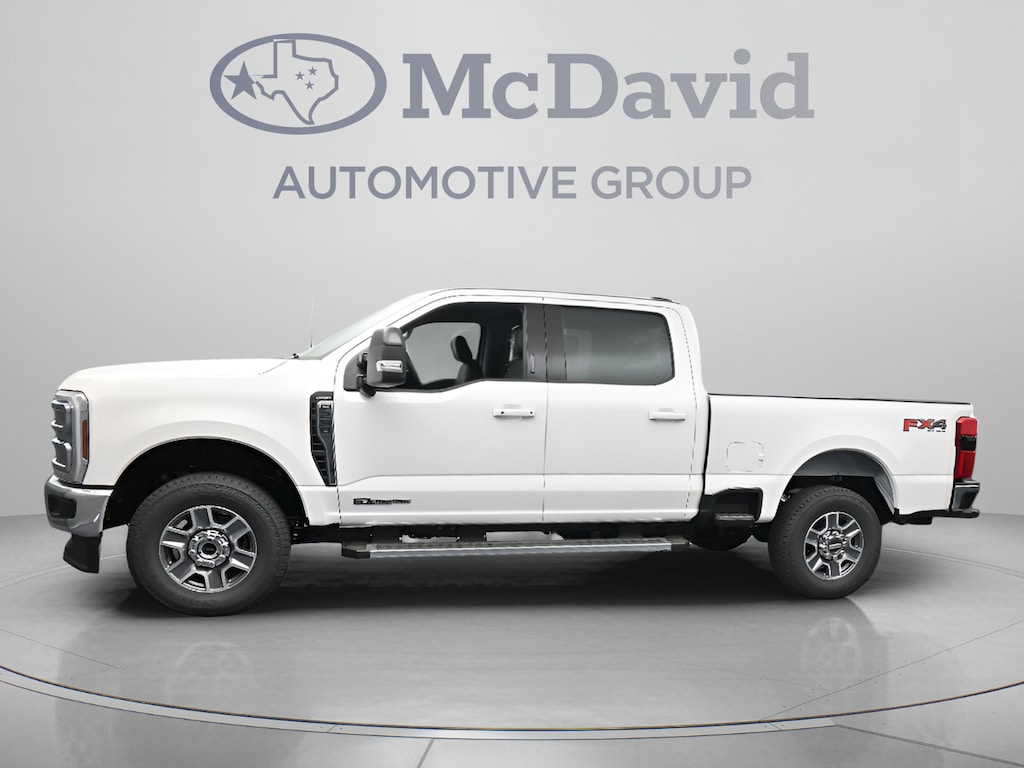 New 2026 Ford F-250 LARIAT Truck Crew Cab