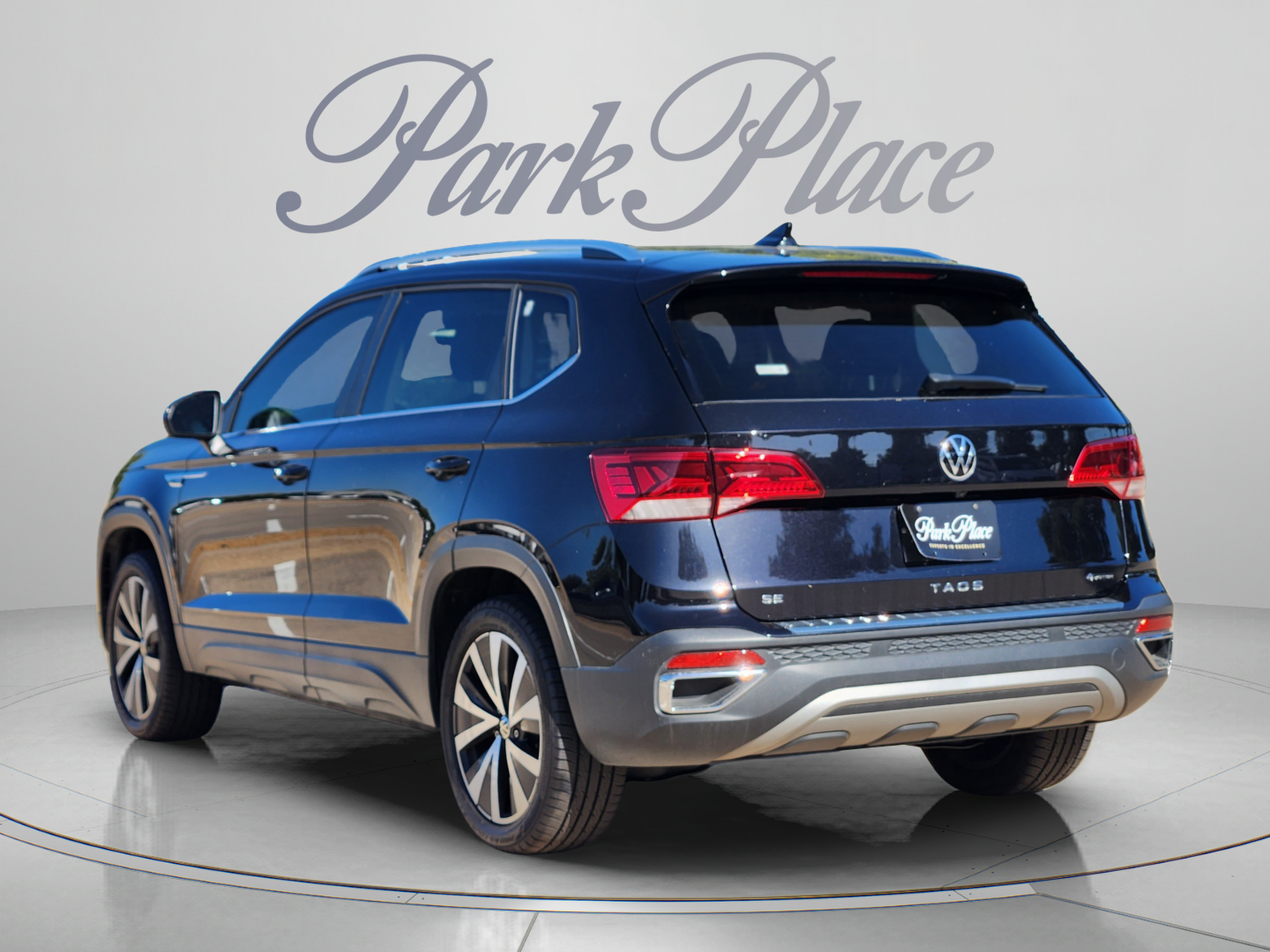 Used 2023 Volkswagen Taos SE SE 4MOTION *Ltd Avail*