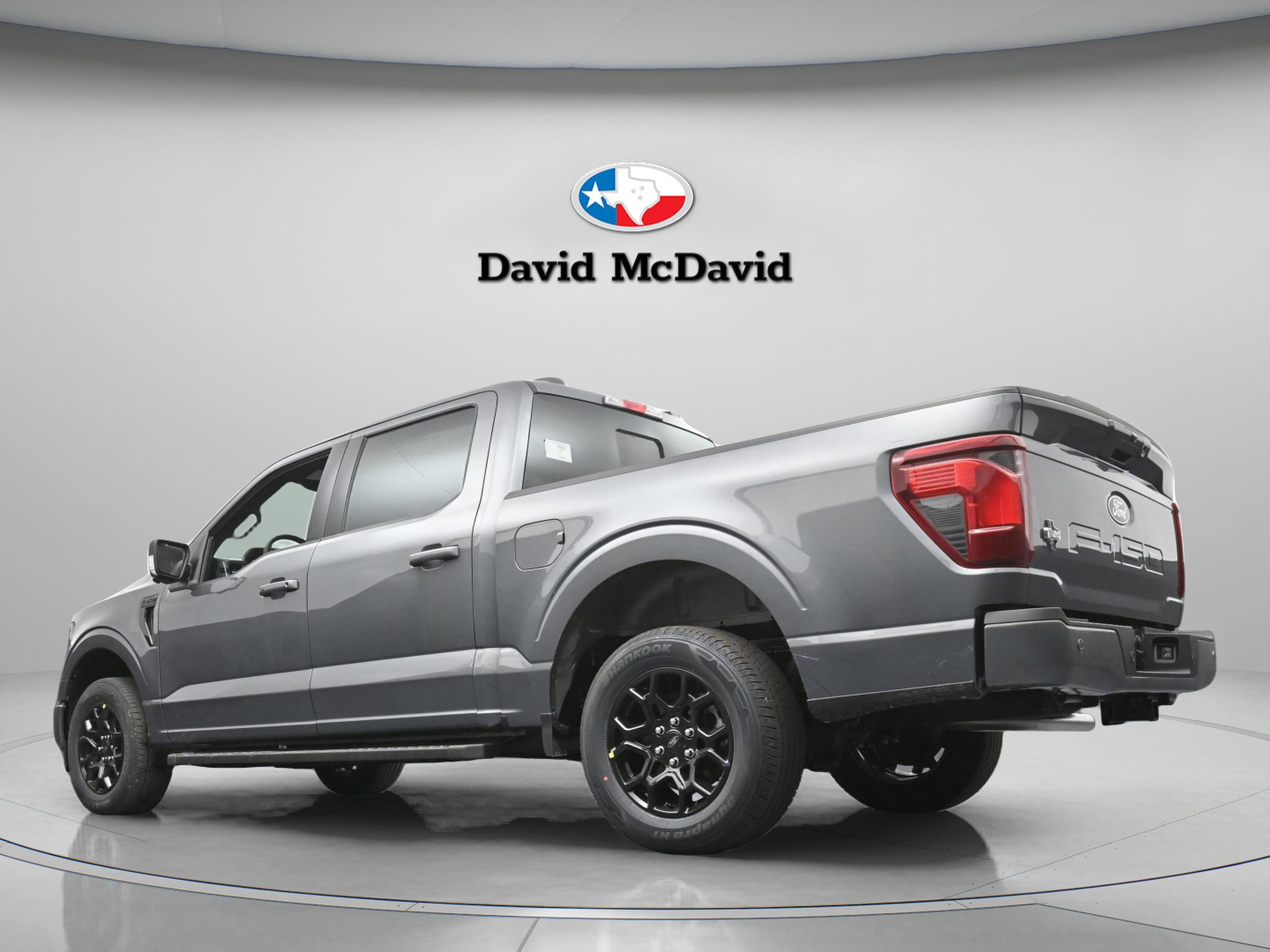 2026 Ford F-150 XLT - Photo 11
