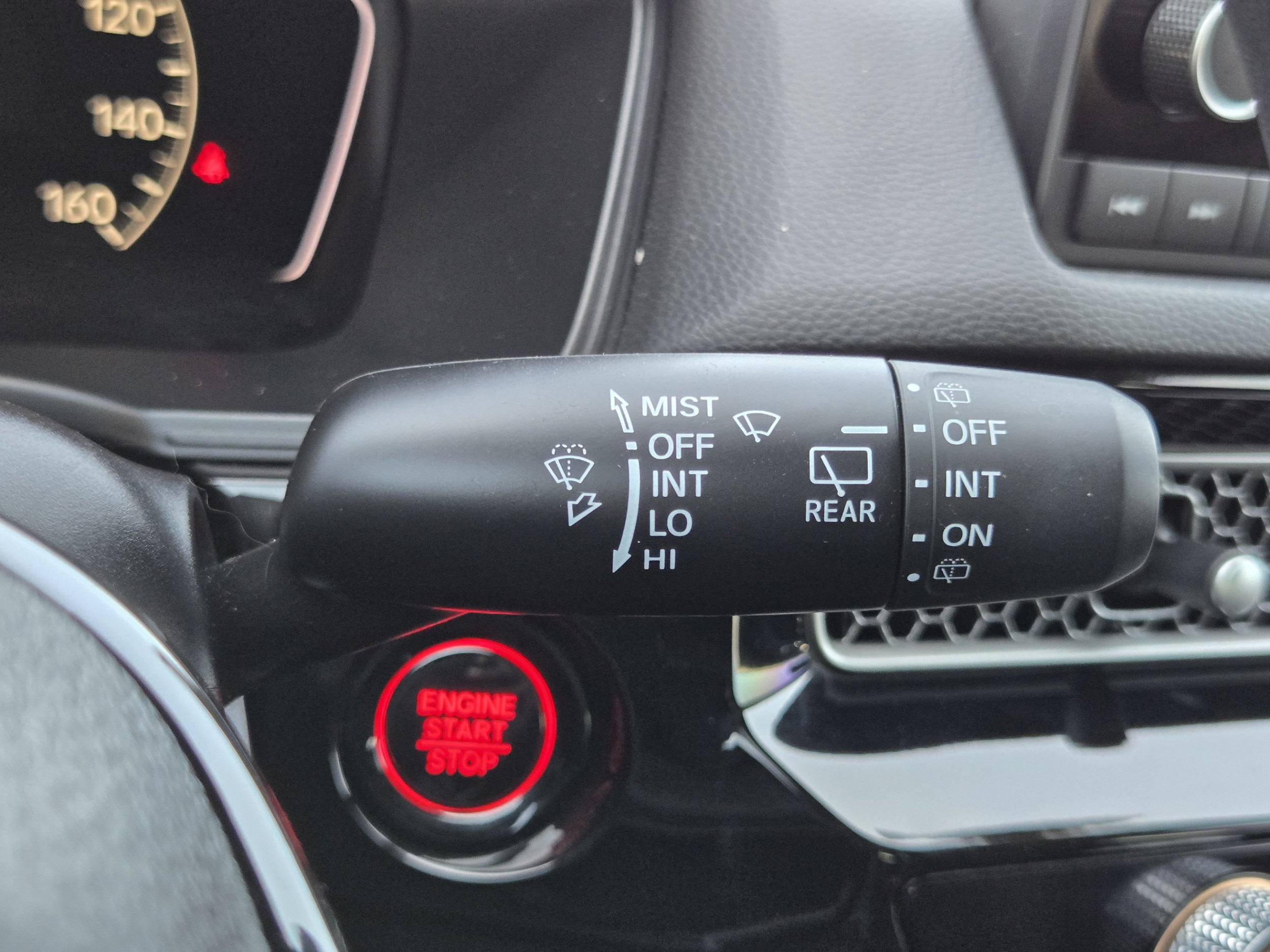 2024 Honda Civic Hatchback Sport - Photo 17
