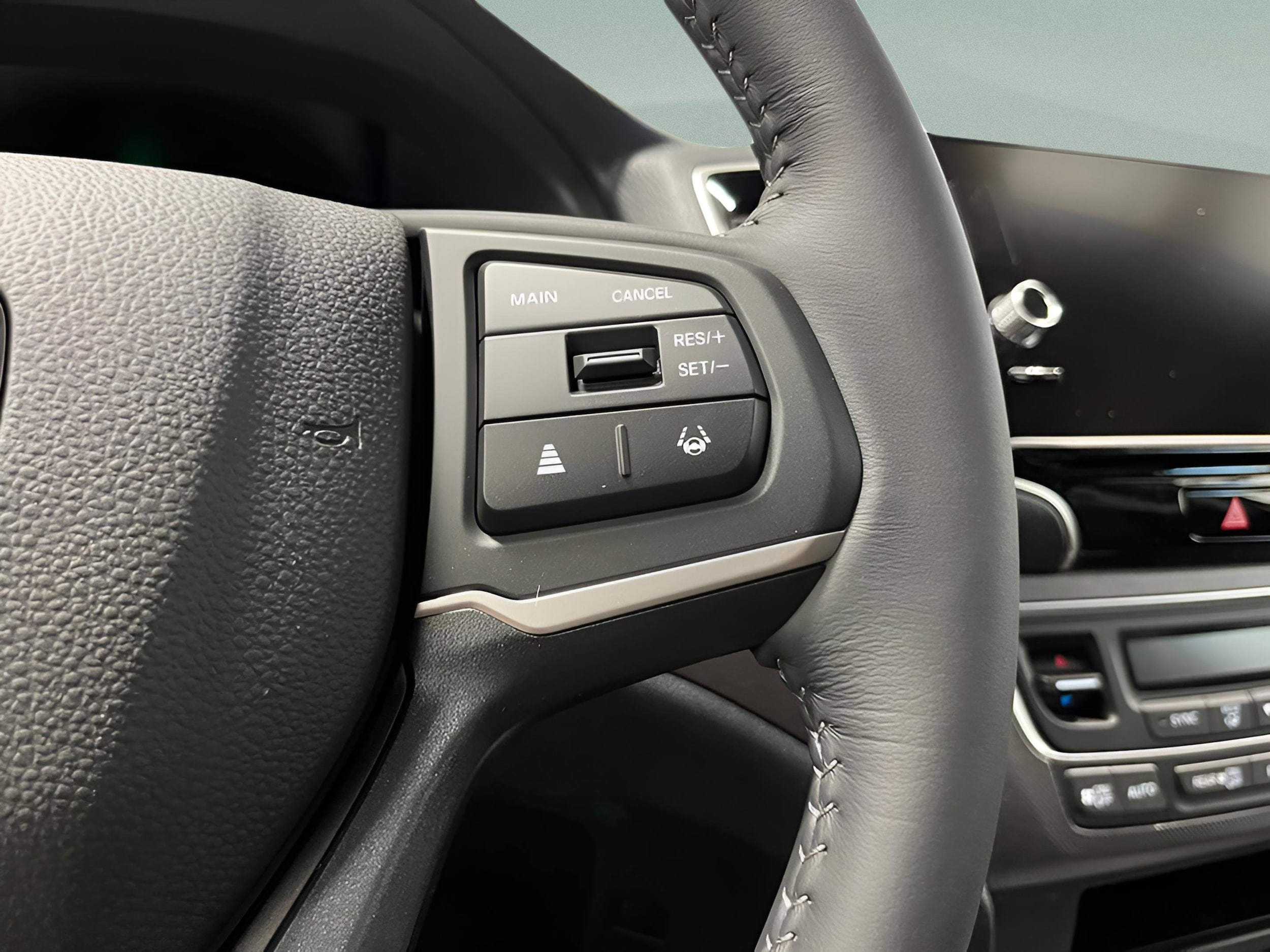 2026 Honda Ridgeline Sport - Photo 16