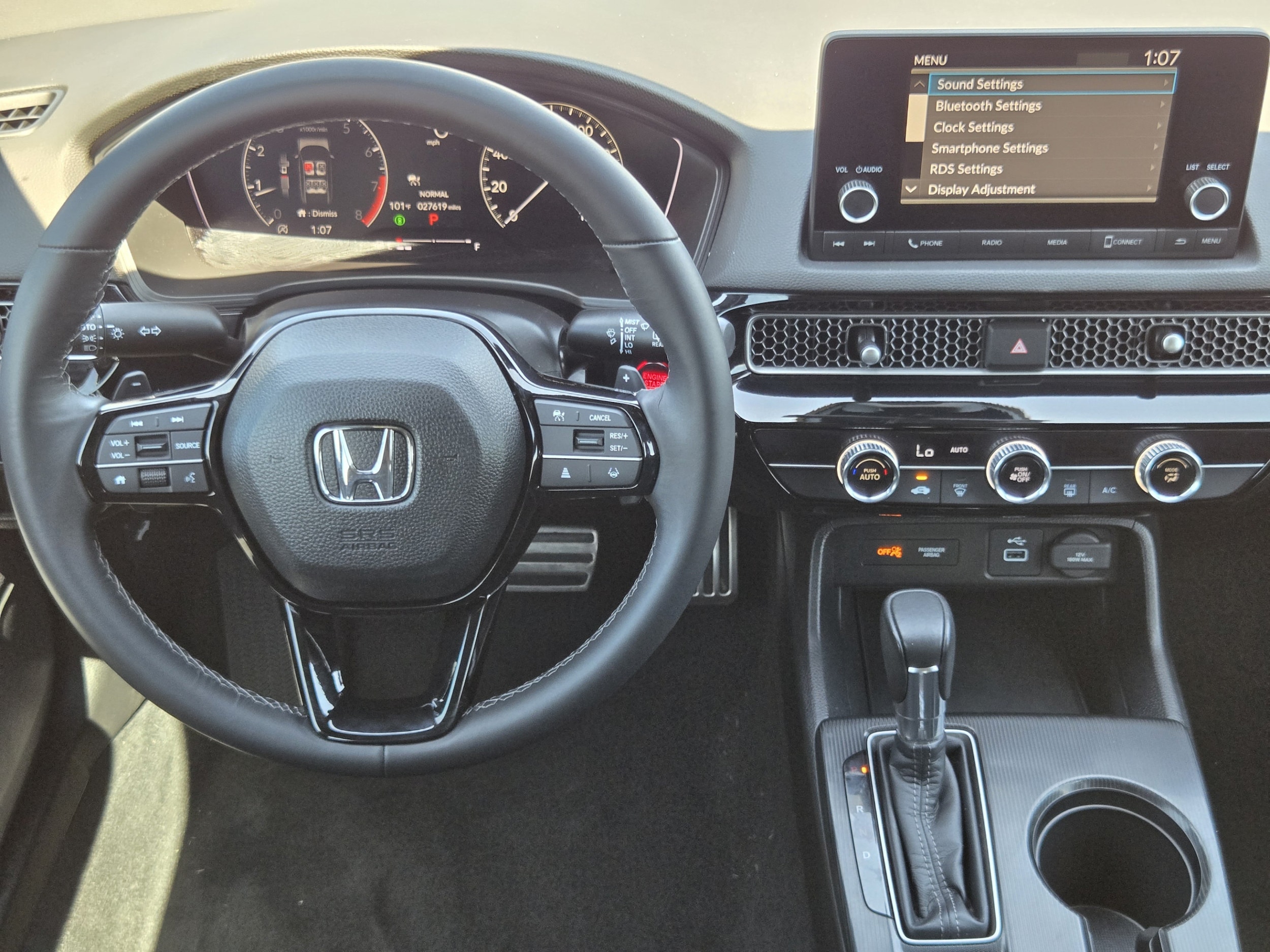 2024 Honda Civic Hatchback Sport - Photo 23