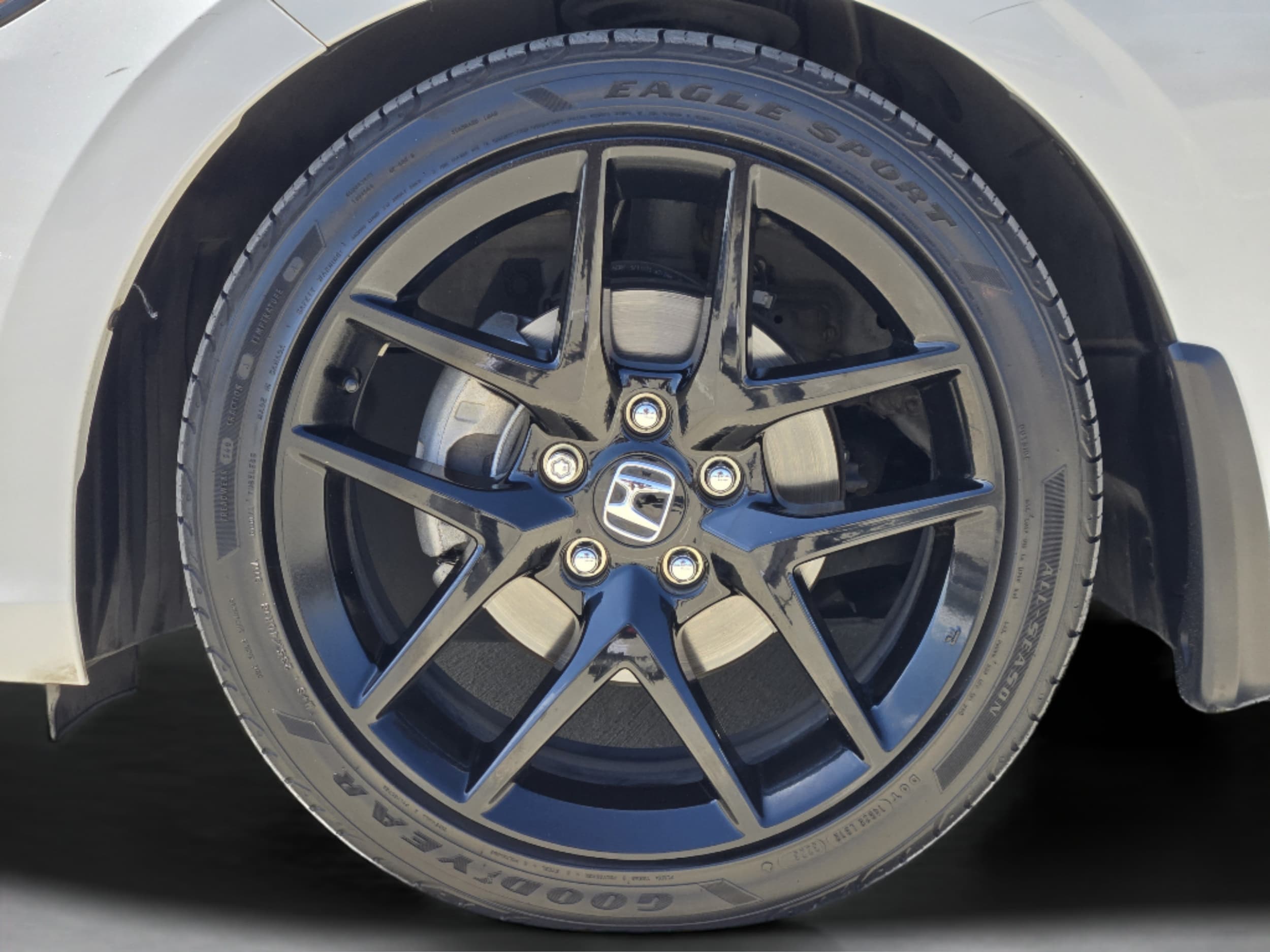 2024 Honda Civic Hatchback Sport - Photo 30