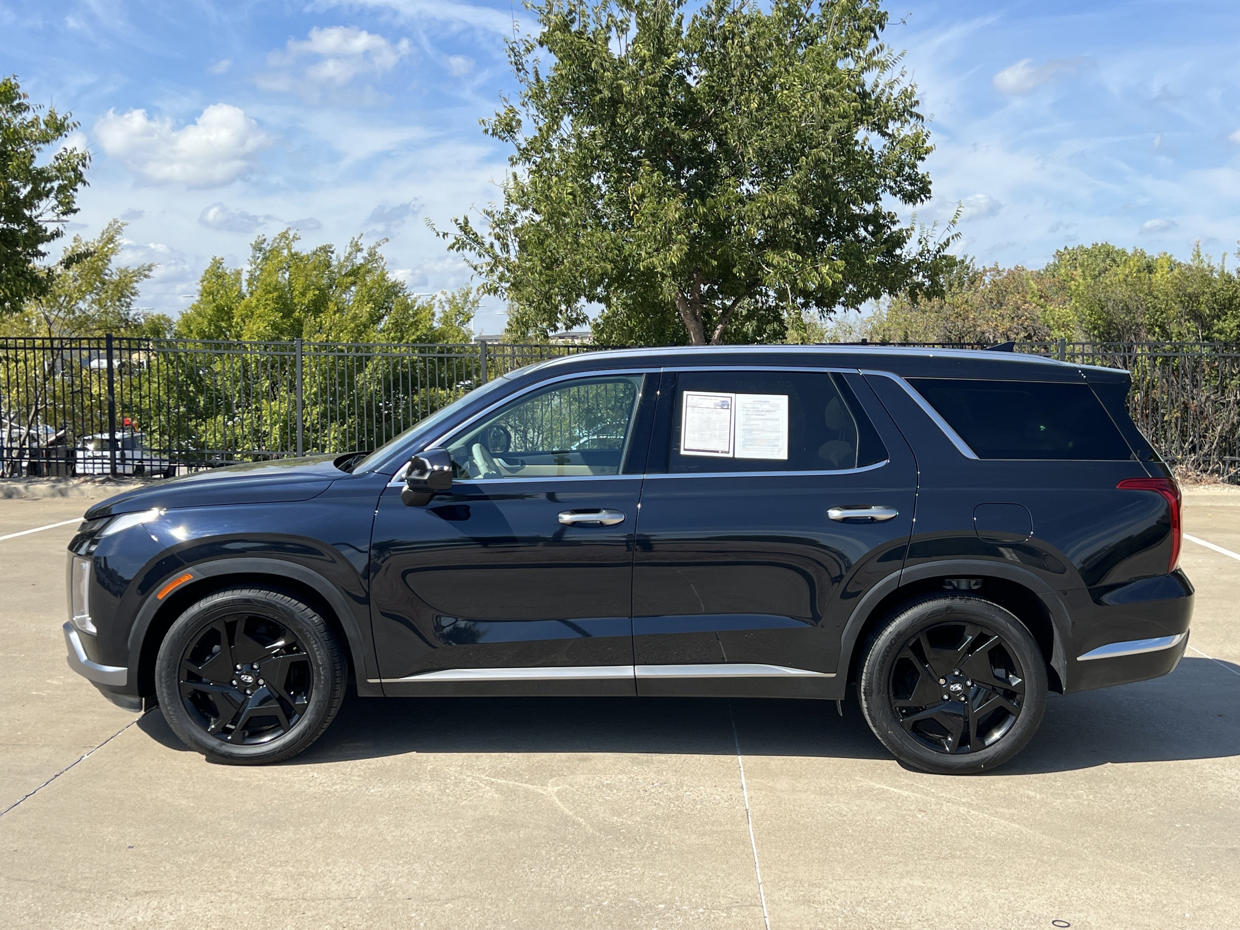 Used 2023 Hyundai Palisade Limited Limited FWD