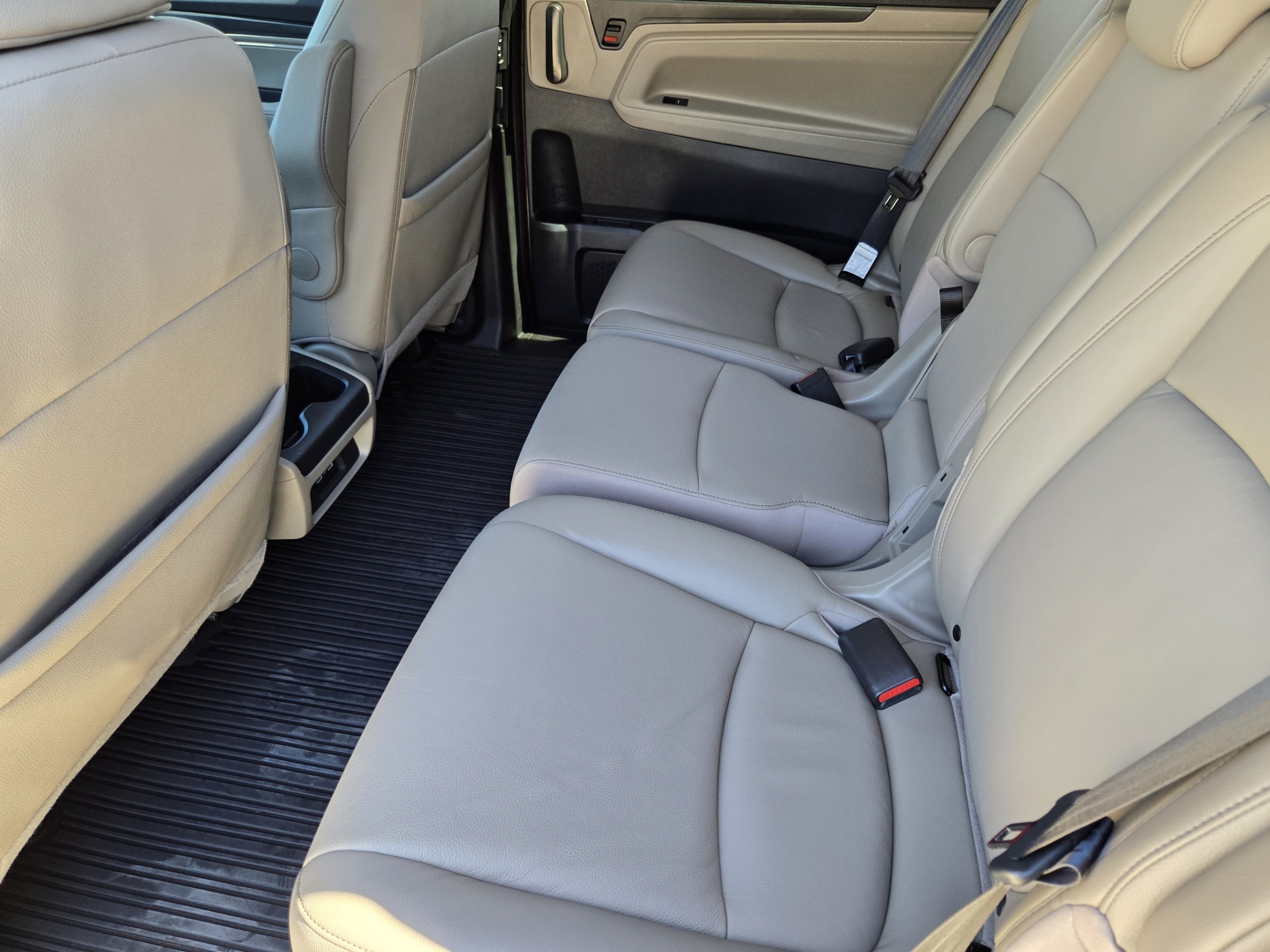 2024 Honda Odyssey EX-L - Photo 26