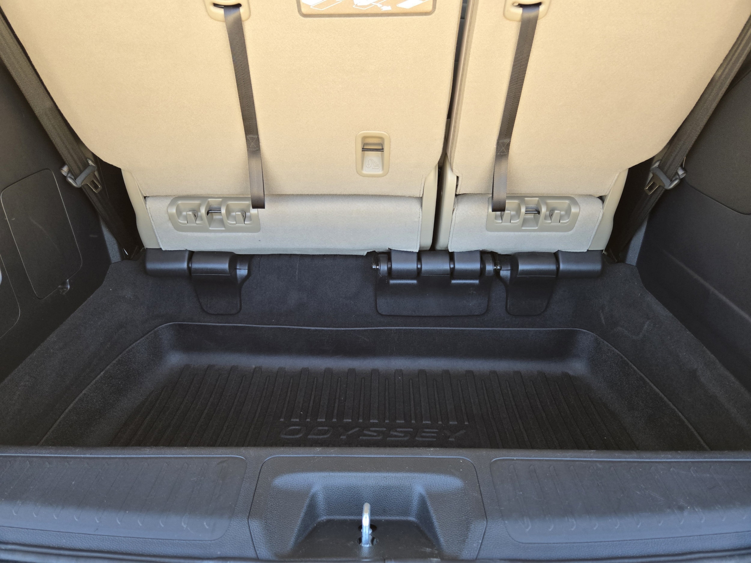 2024 Honda Odyssey EX-L - Photo 28