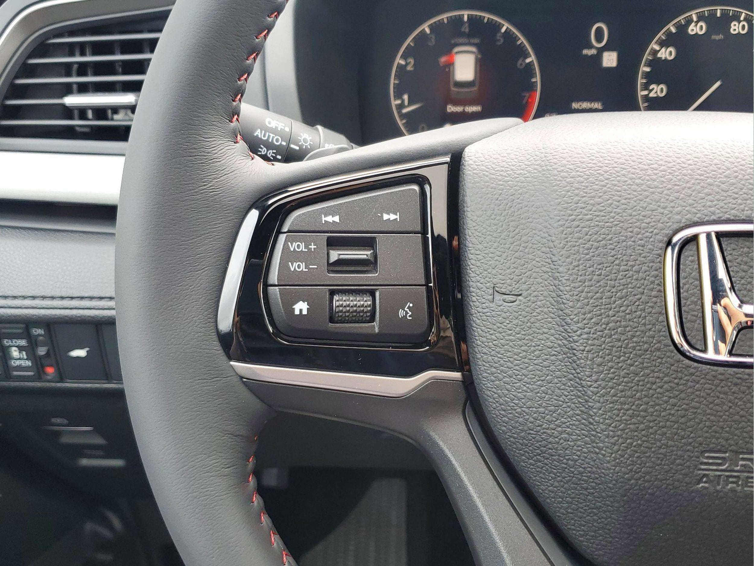 2026 Honda Odyssey Sport L - Photo 19