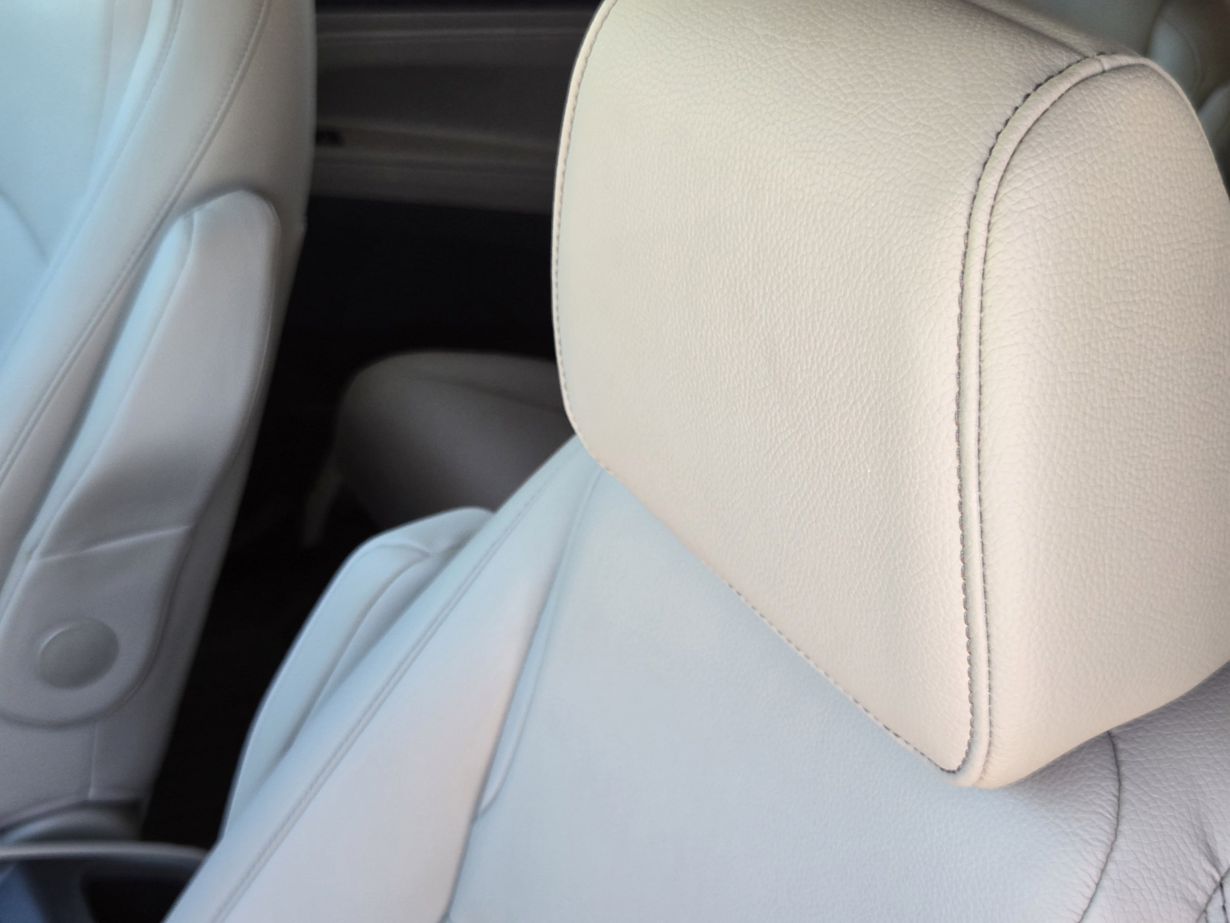 2024 Honda Odyssey EX-L - Photo 11