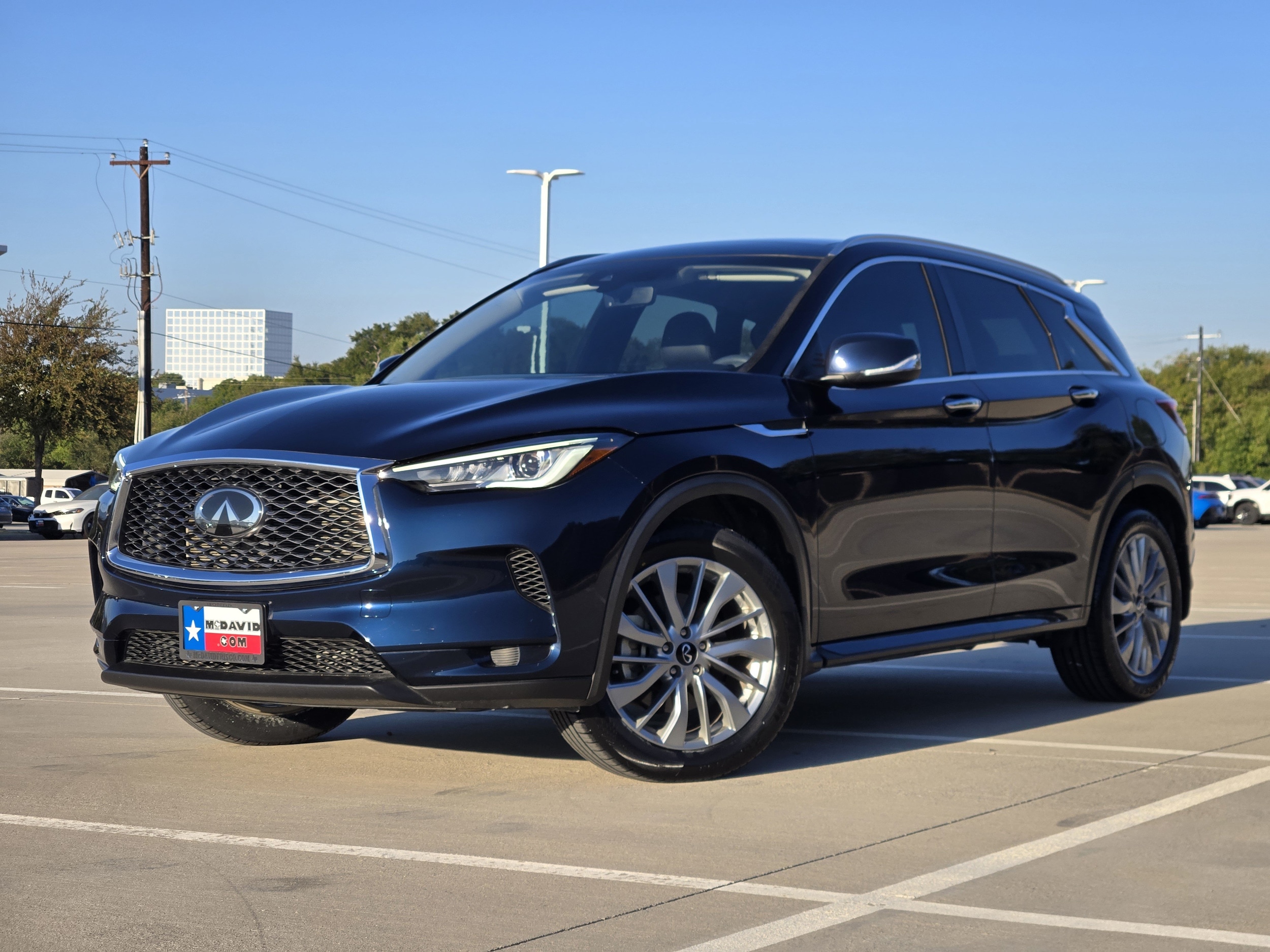 2023 INFINITI QX50 Luxe