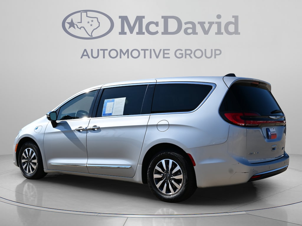 Used 2023 Chrysler Pacifica Plug-In Hybrid Limited Van Passenger Van