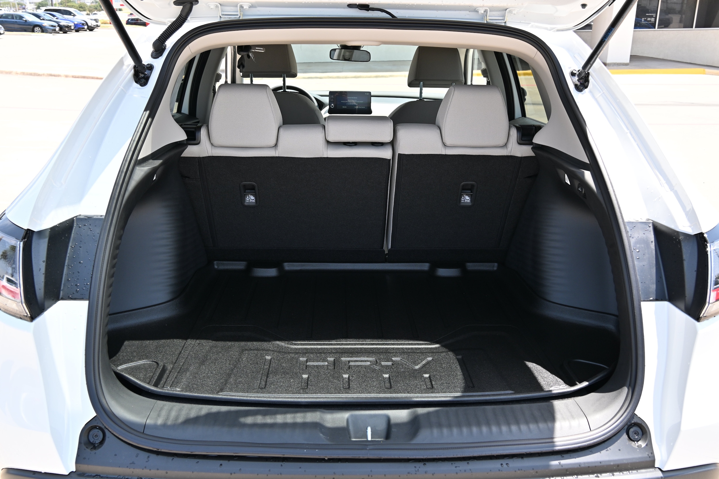 2027 Honda HR-V LX - Photo 15