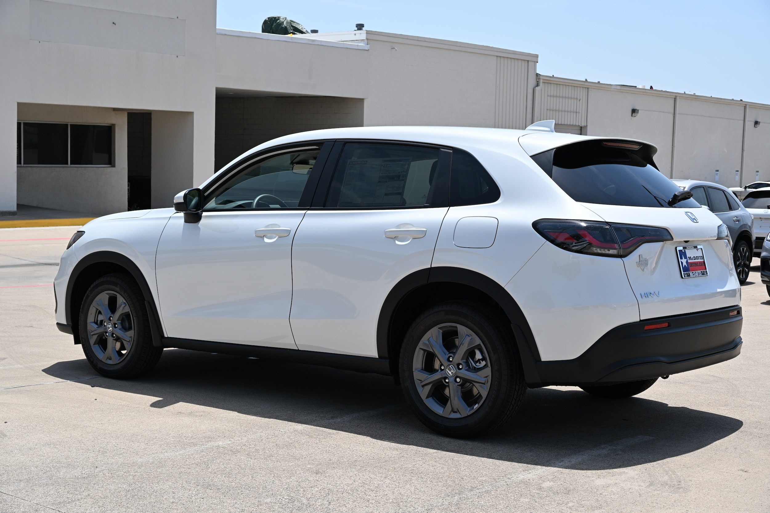 2027 Honda HR-V LX - Photo 8
