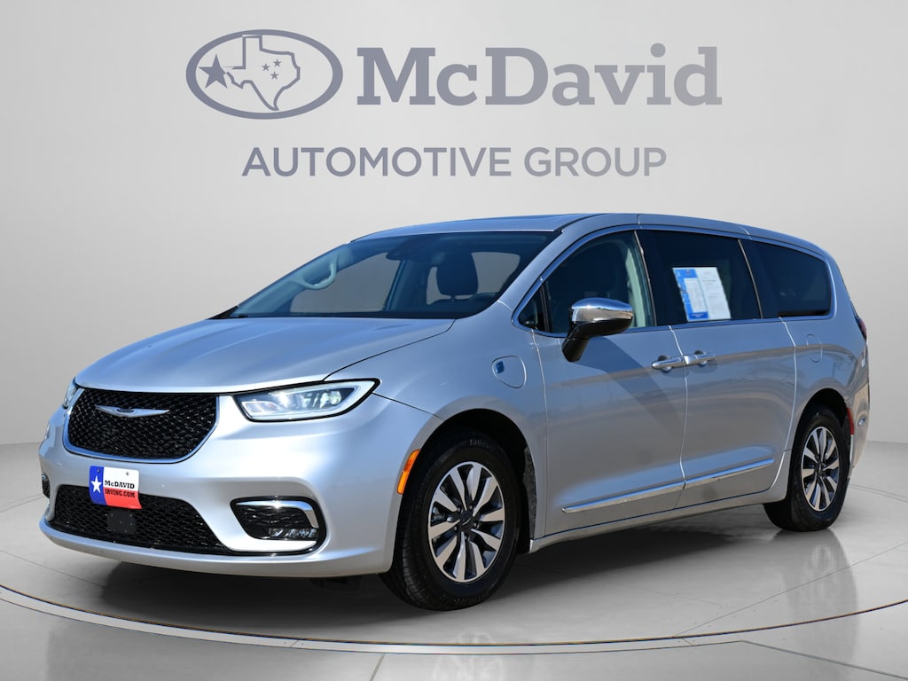 Used 2023 Chrysler Pacifica Plug-In Hybrid Limited Van Passenger Van
