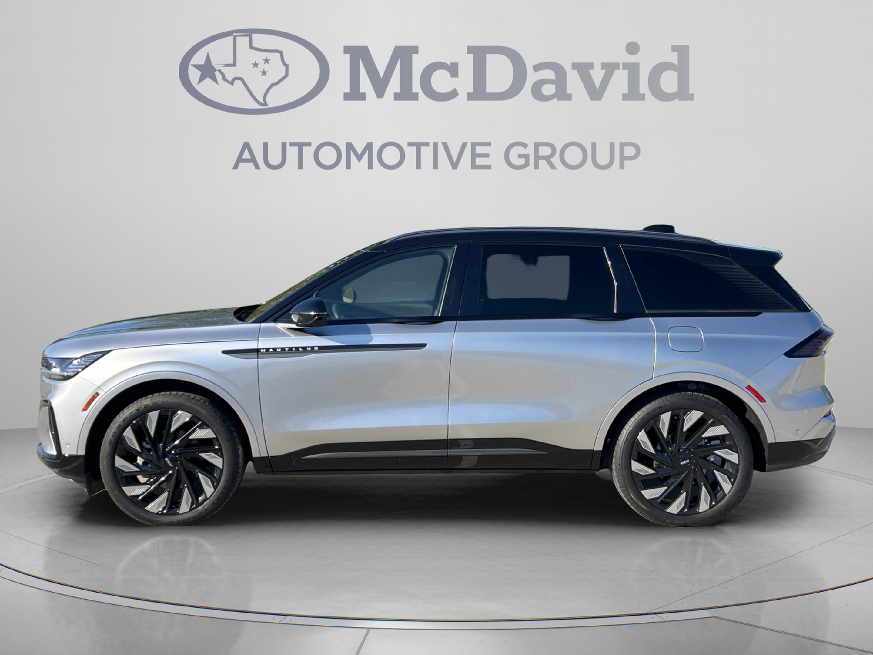 Used 2024 Lincoln Nautilus Reserve SUV