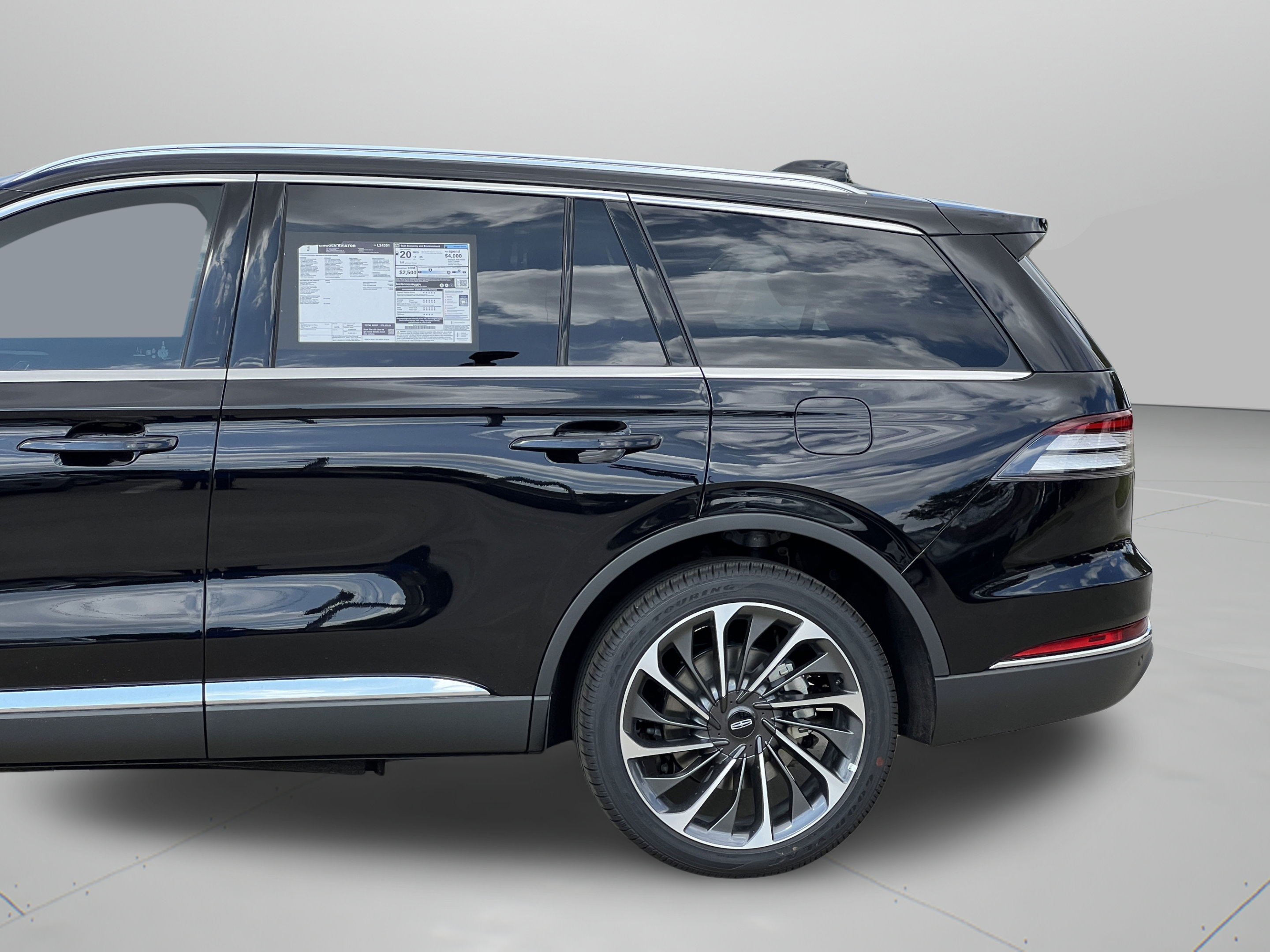 New 2026 Lincoln Aviator Reserve SUV