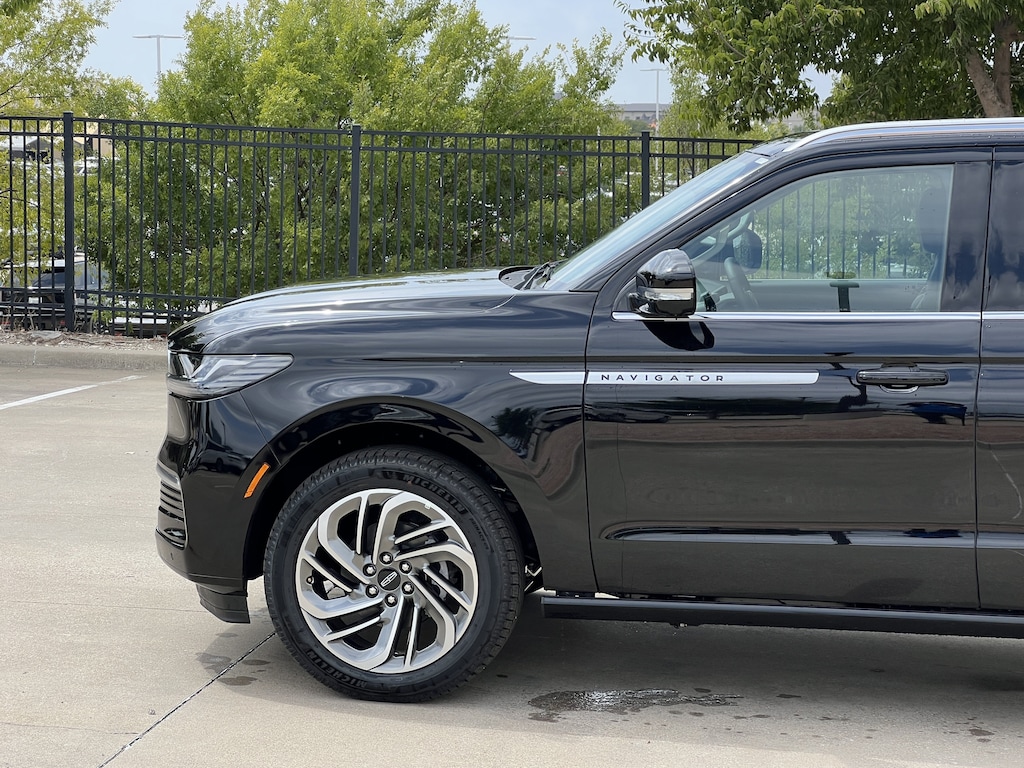 New 2027 Lincoln Navigator Reserve SUV