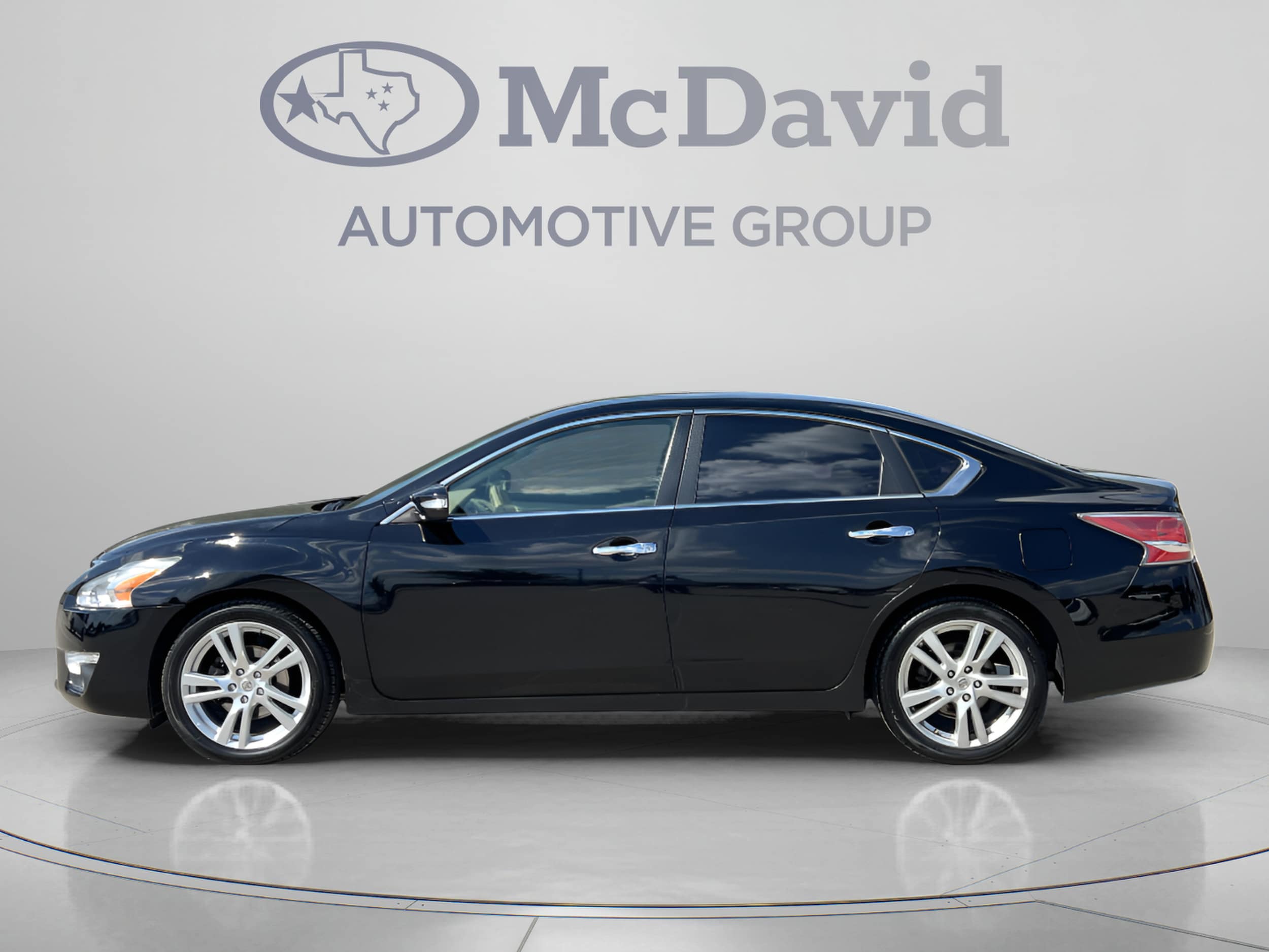 Used 2015 Nissan Altima SL with VIN 1N4BL3AP4FC489917 for sale in Frisco, TX