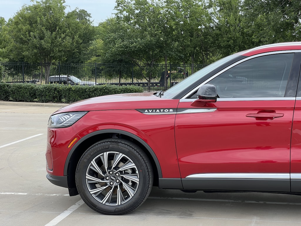 New 2026 Lincoln Aviator Premiere SUV