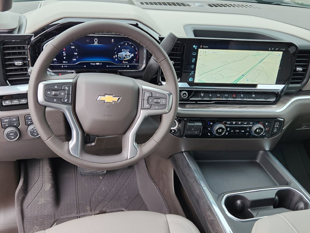 2025 Chevrolet Silverado 2500 HD LTZ - Photo 10