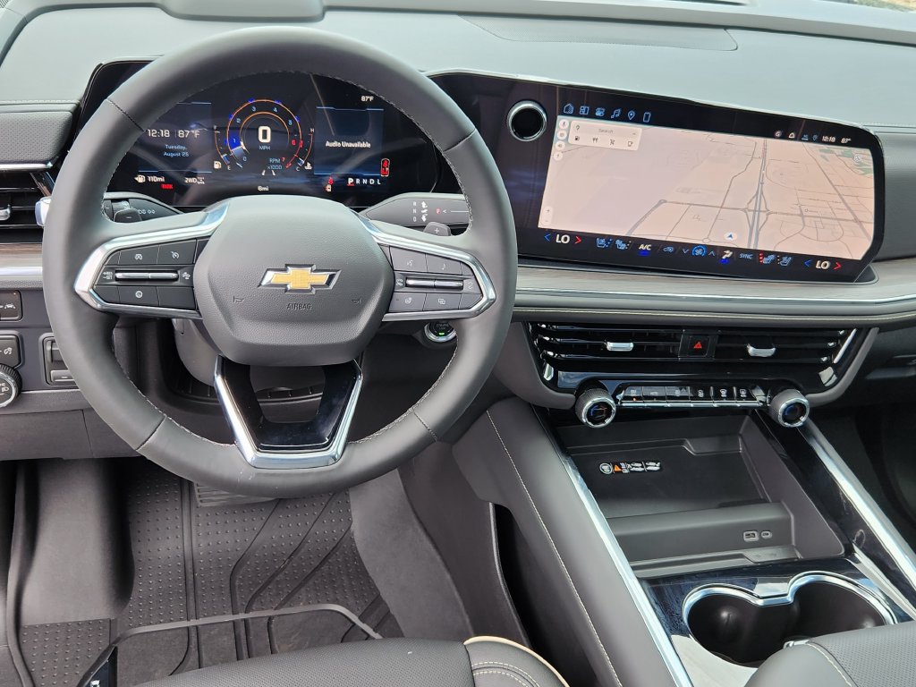 2026 Chevrolet Suburban Premier - Photo 9