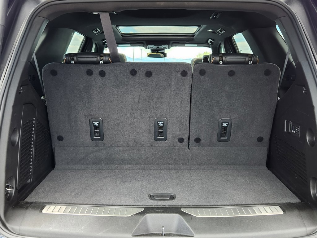 2024 GMC Yukon AT4 - Photo 13