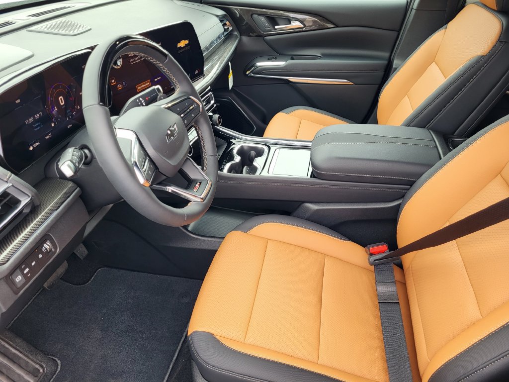2027 Chevrolet Traverse Z71 - Photo 9