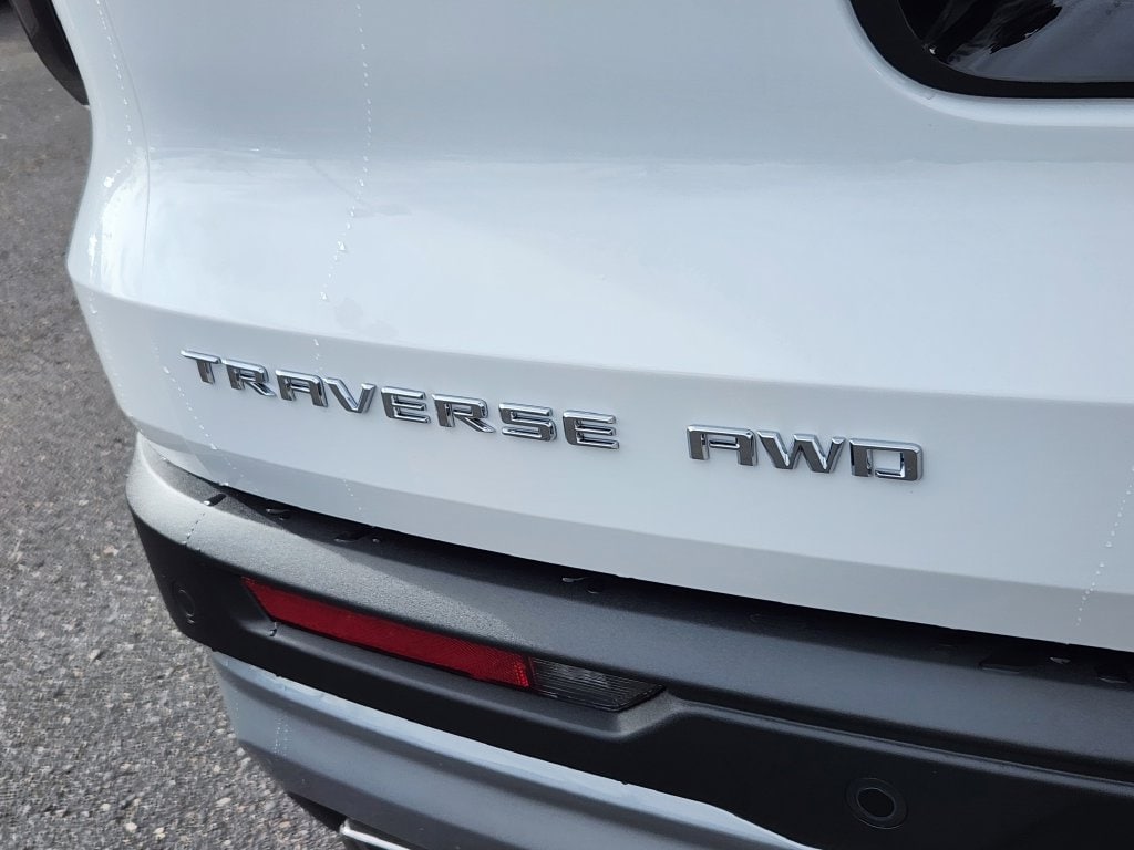 2026 Chevrolet Traverse LT - Photo 19