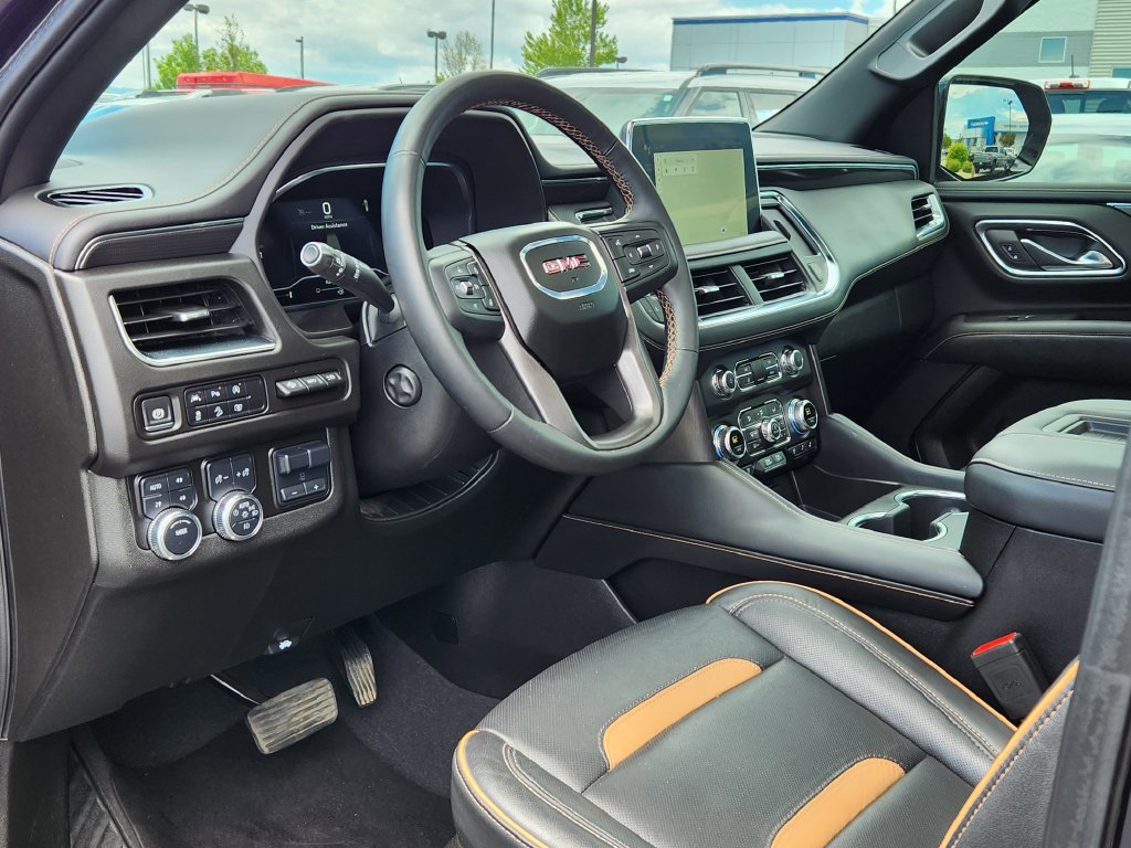 2024 GMC Yukon AT4 - Photo 7