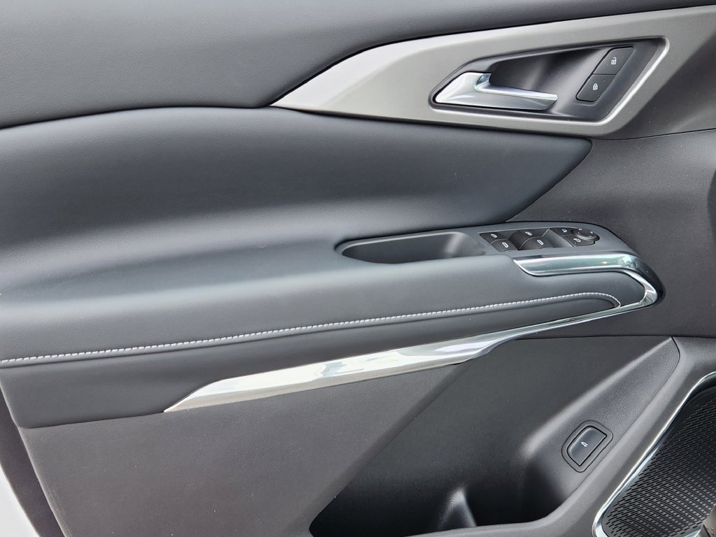 2026 Chevrolet Traverse LT - Photo 8